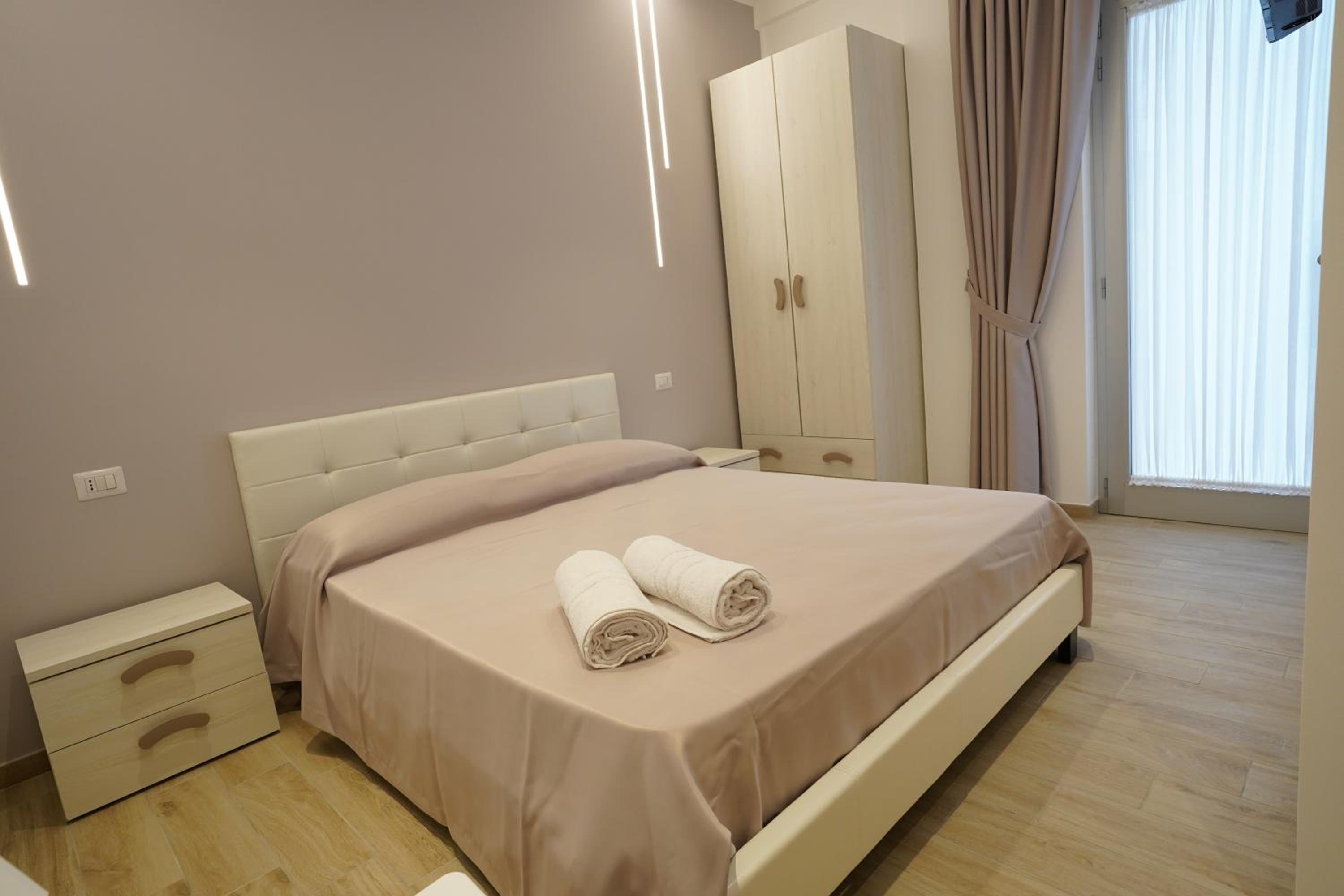 Double Room with Private Bathroom photo 1