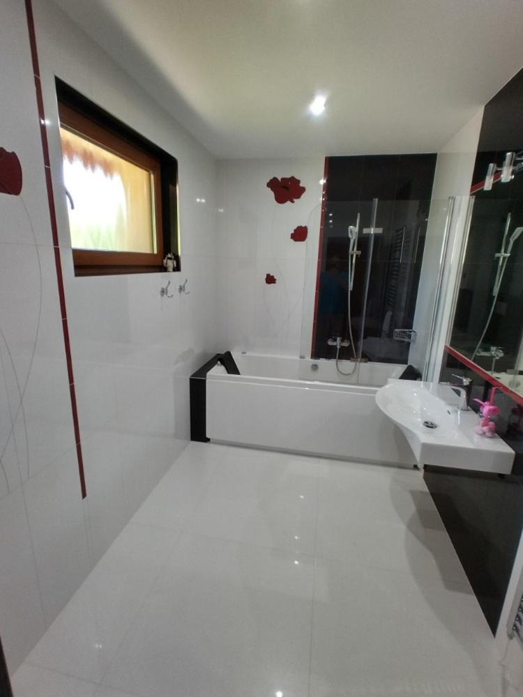 Double Room - Photo 4