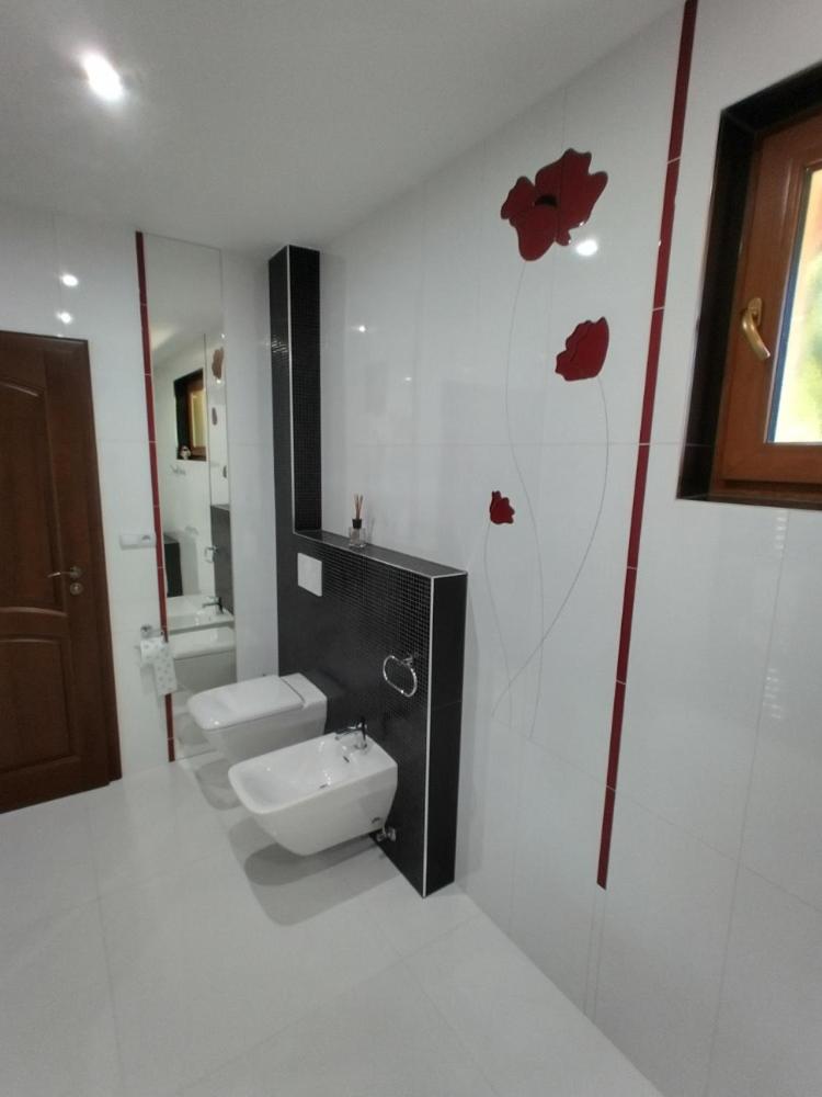 Double Room - Photo 6