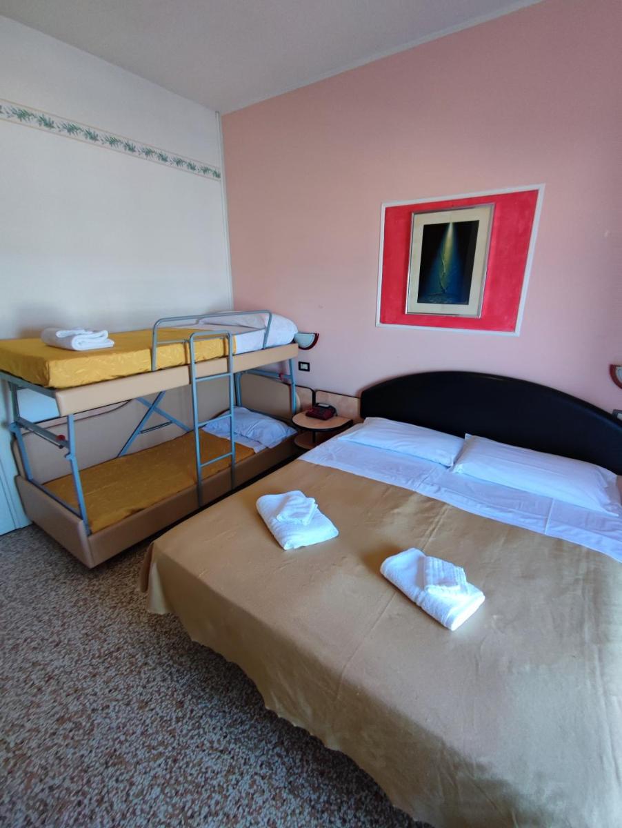 Quadruple Room photo 1