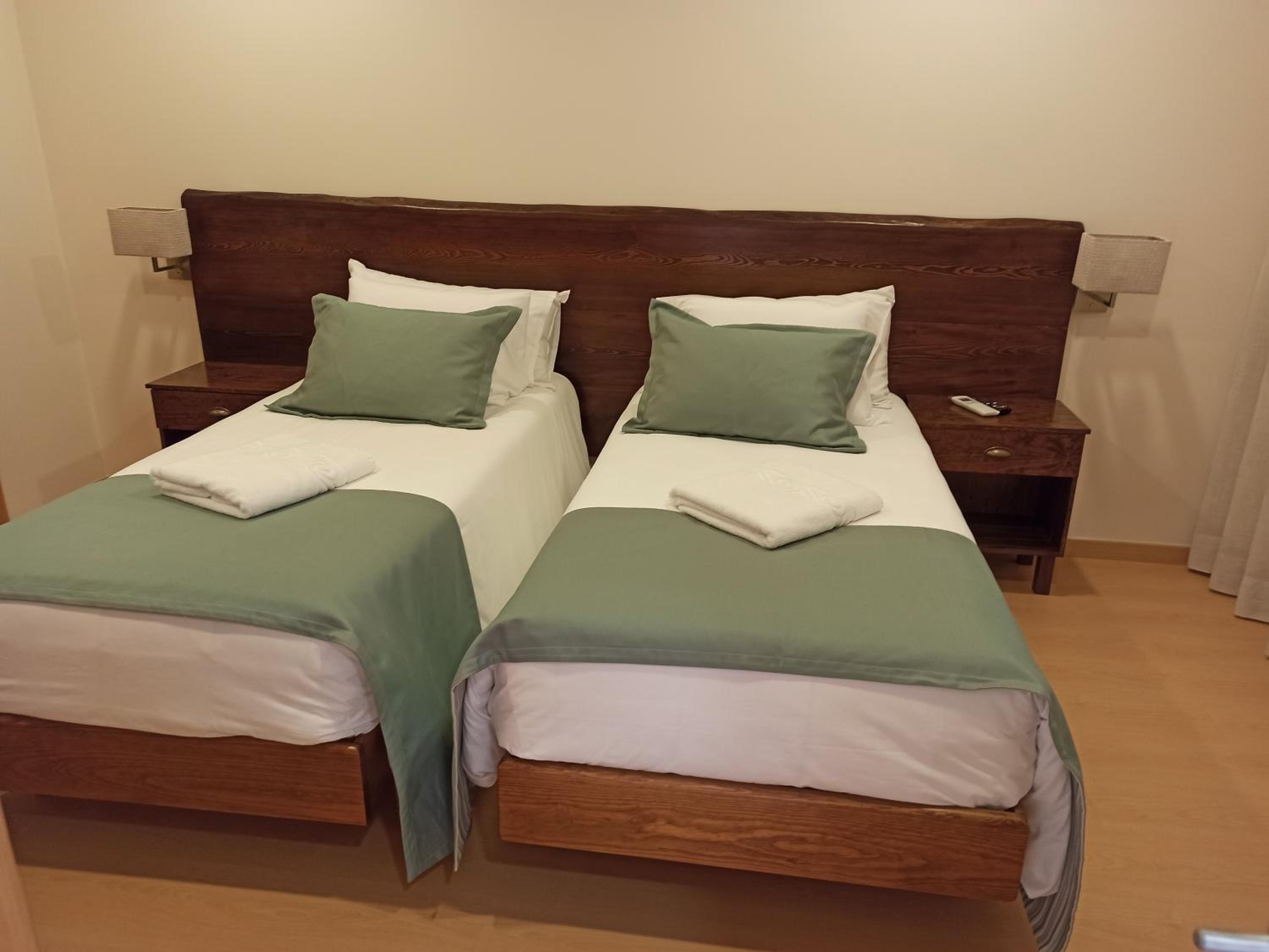Double Room with Private Bathroom - Photo 1