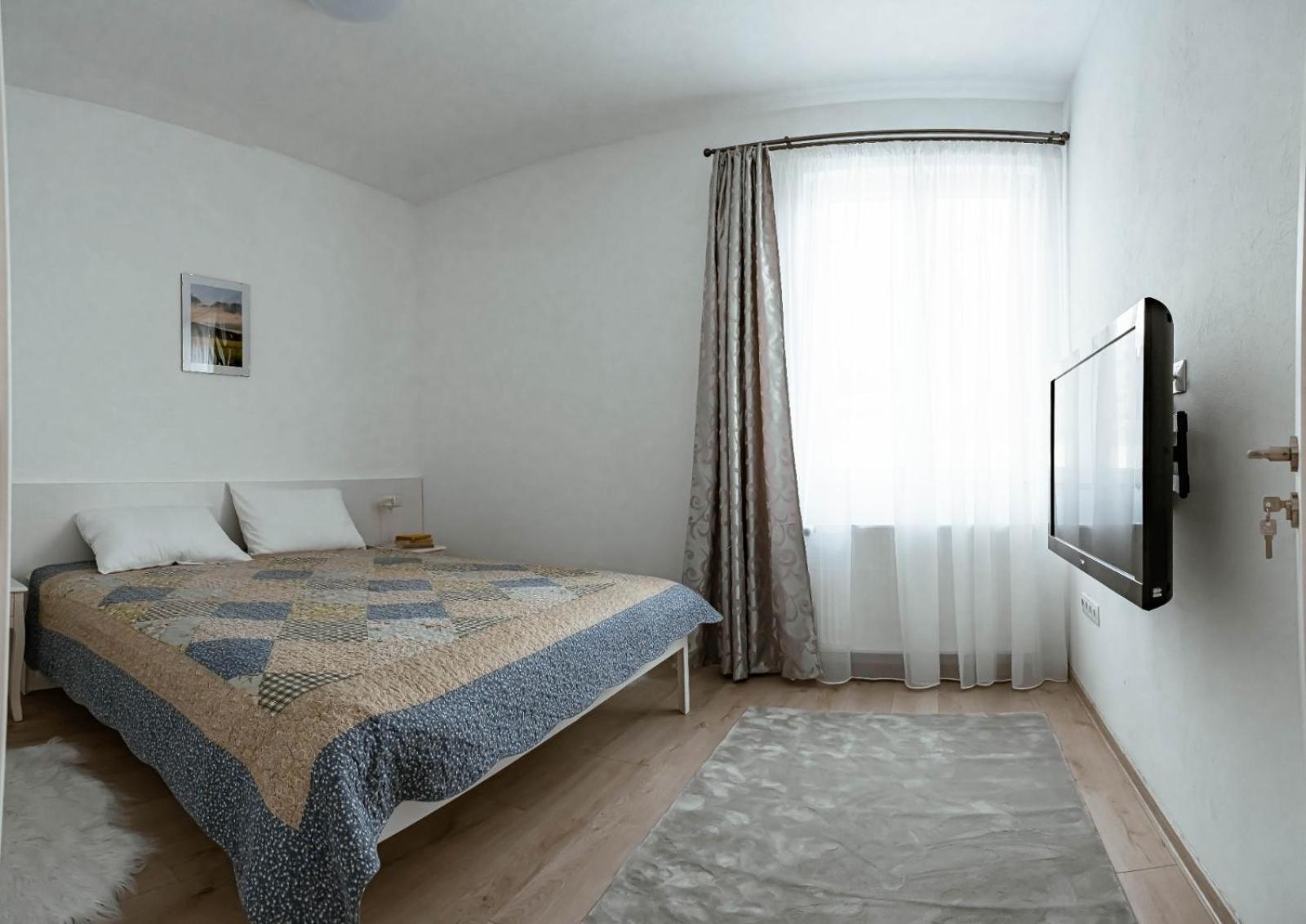 Two-Bedroom Apartment - Photo 4