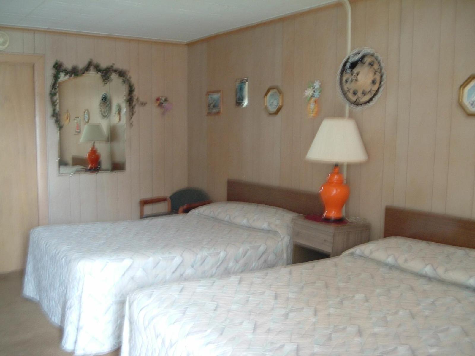 Budget Double Room photo 1