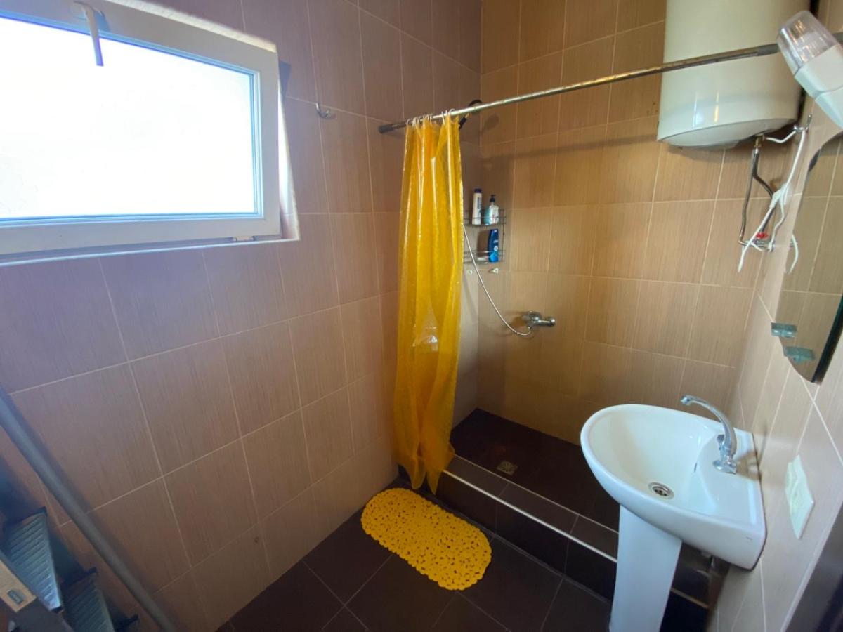 One-Bedroom House photo 3