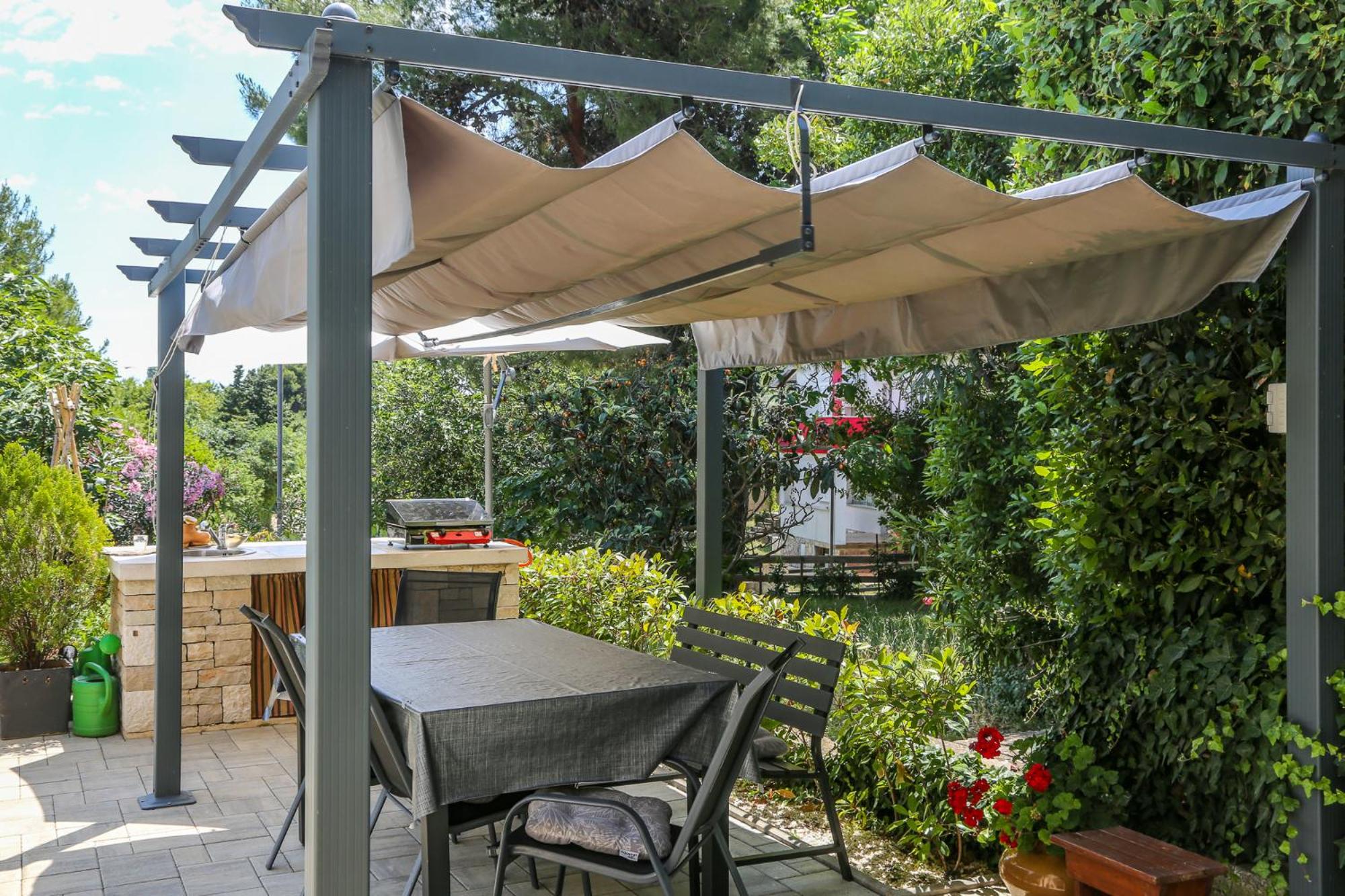 Apartment with Terrace photo 3
