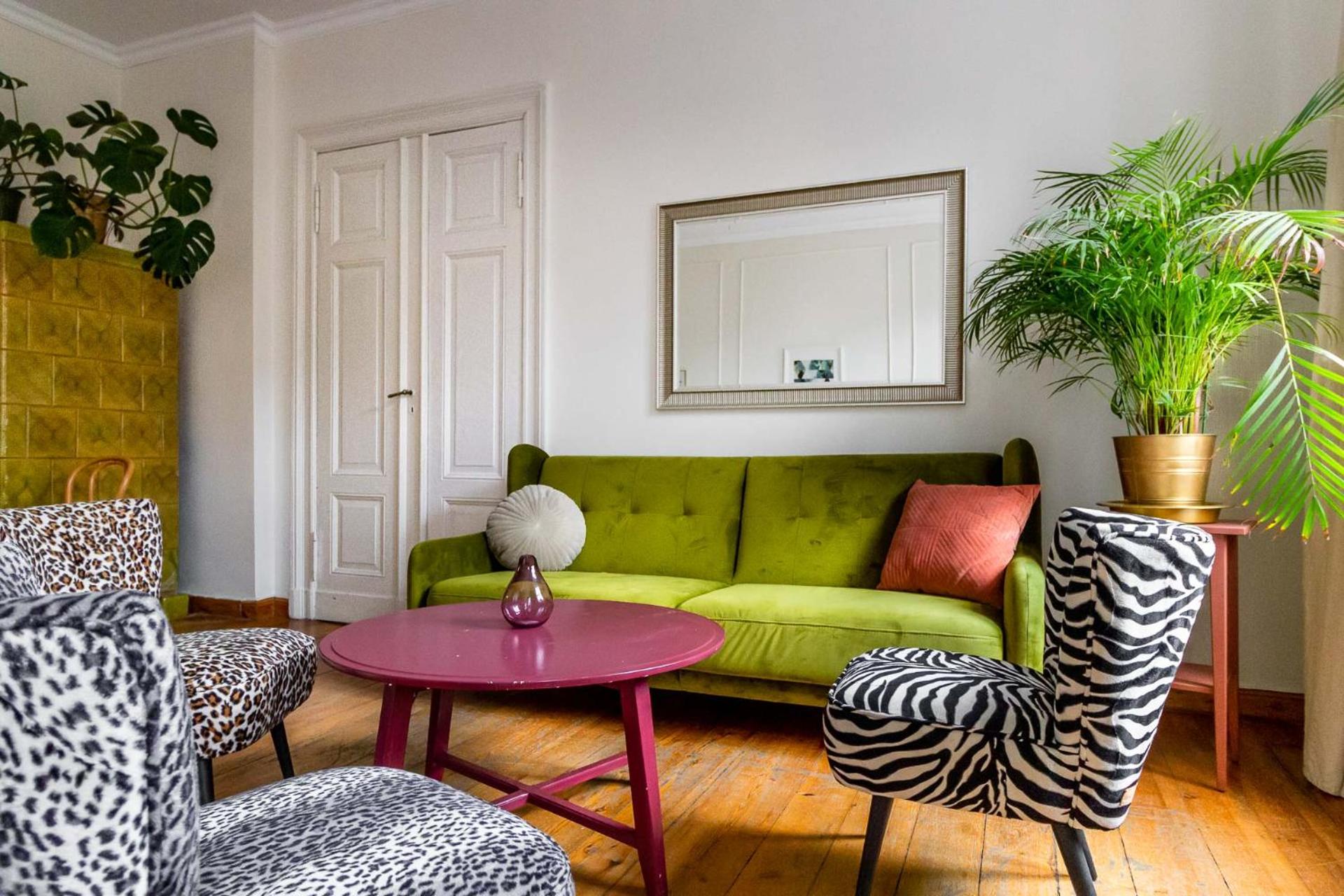 Superior Two-Bedroom Apartment with Dining Room (7 Adults)  - Photo 5