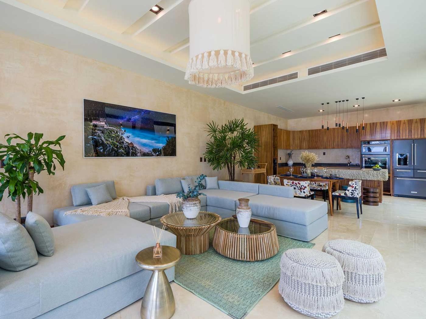 Villa - Beach Front