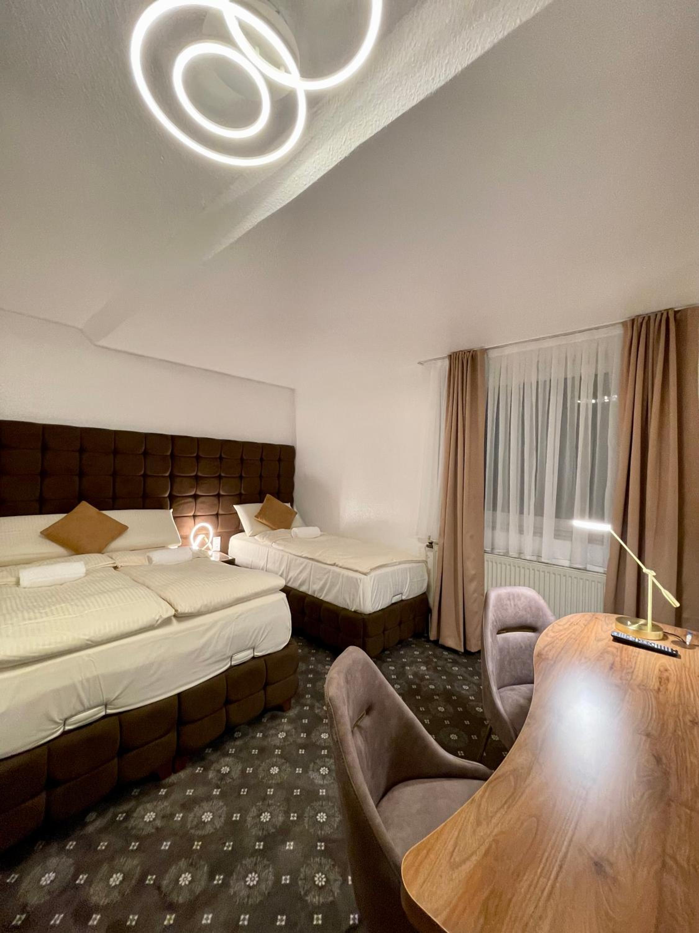 Deluxe Triple Room photo 1