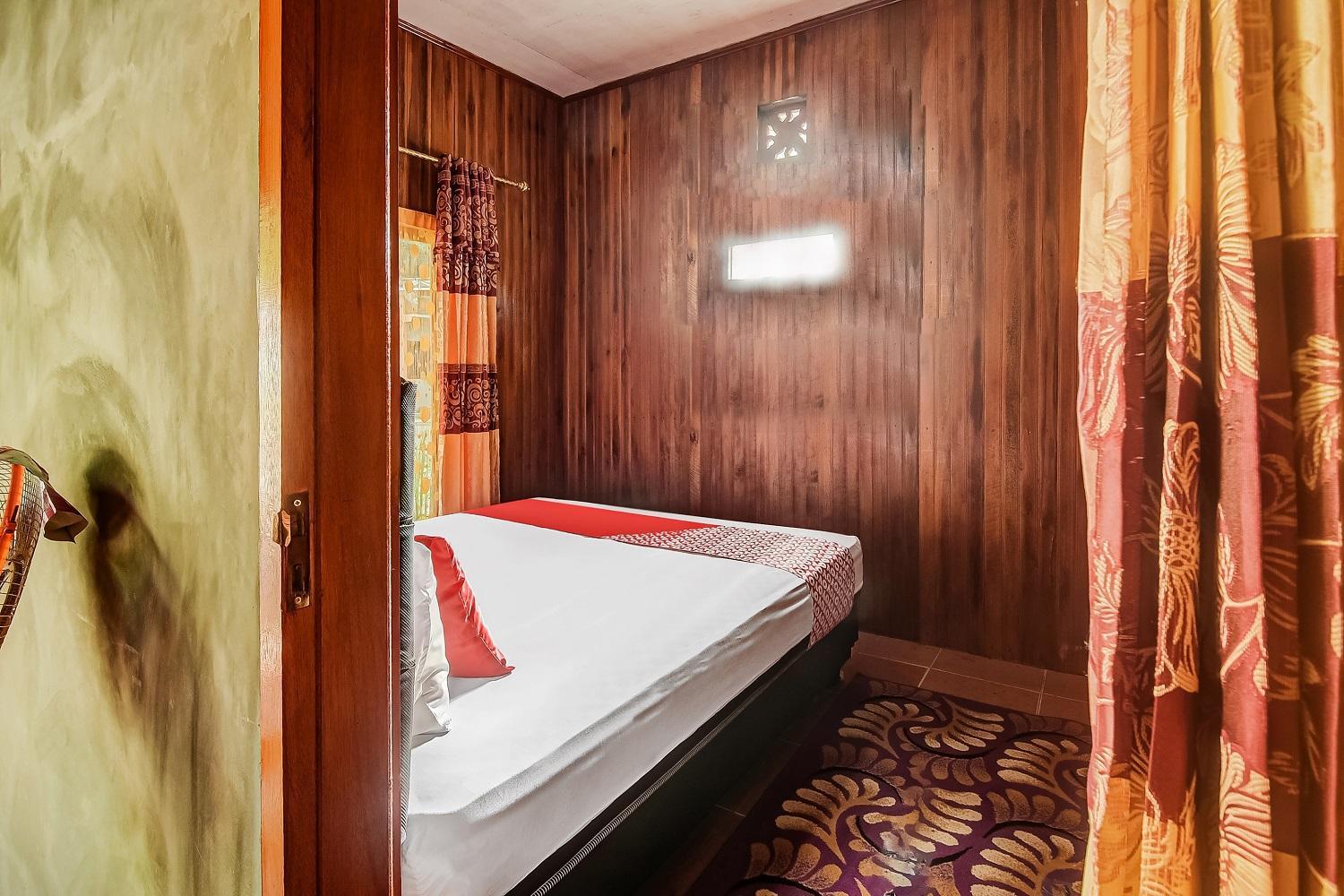 Standard Double Room - Photo 9