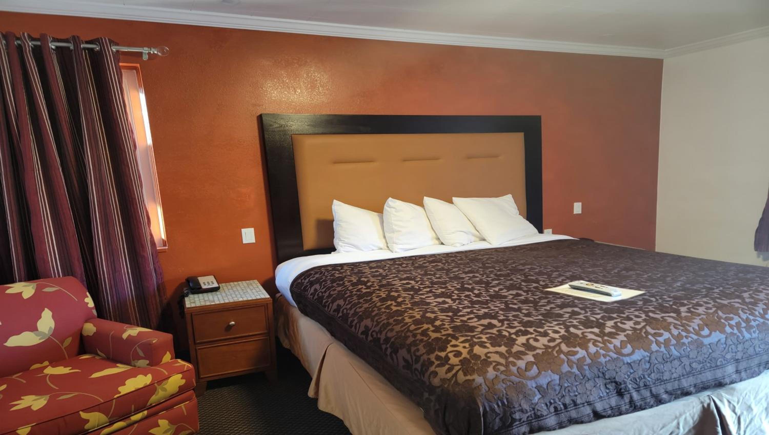 King Room - Pet Friendly photo 2