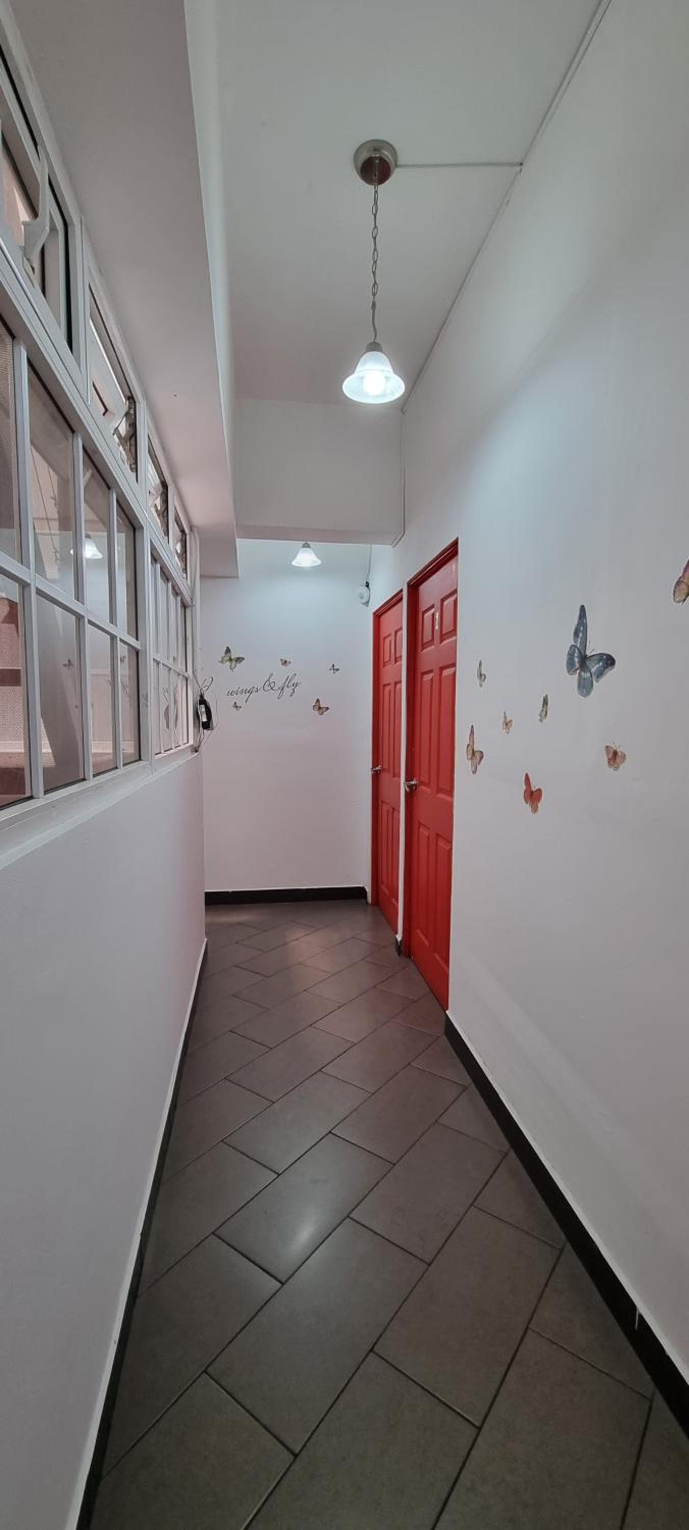 Twin Room with Private Bathroom photo 1