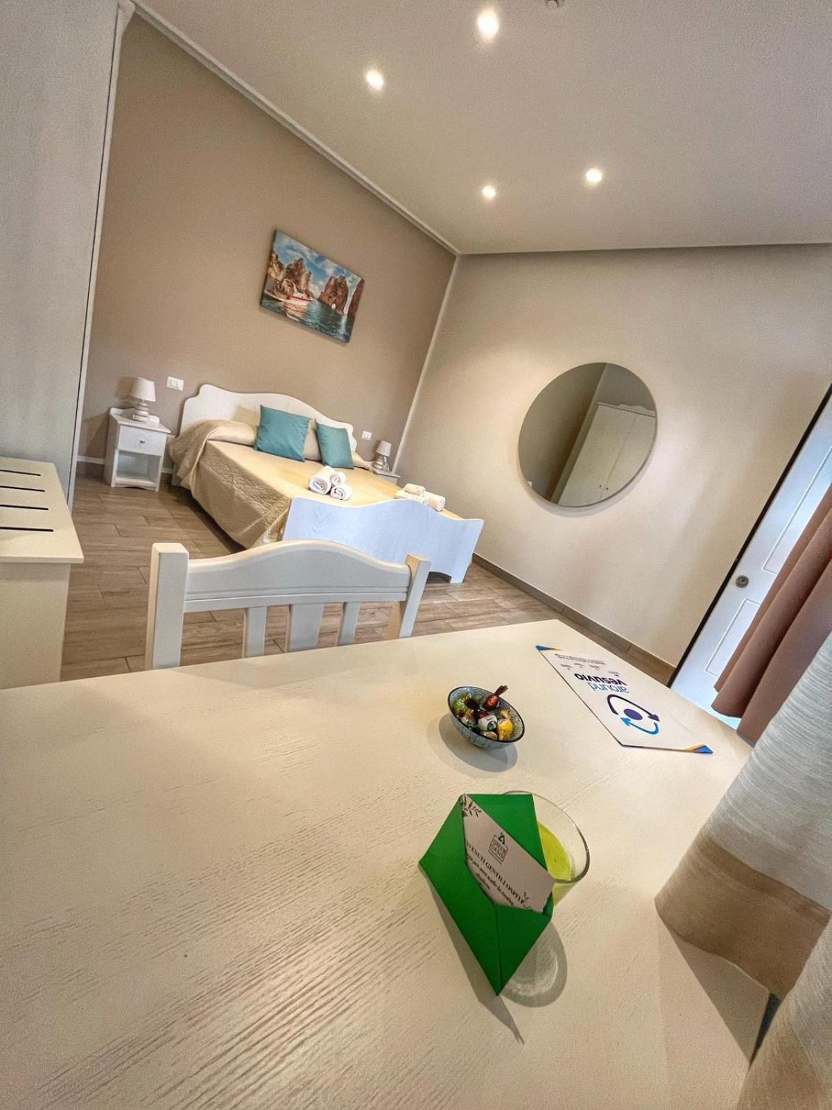 Double Room with Private Bathroom - Photo 20