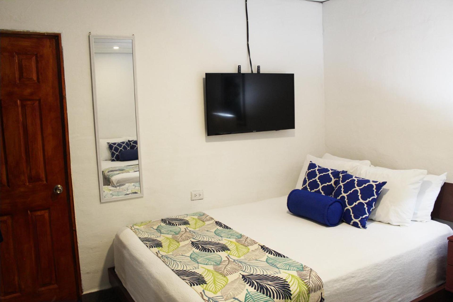 Deluxe Double or Twin Room photo 3