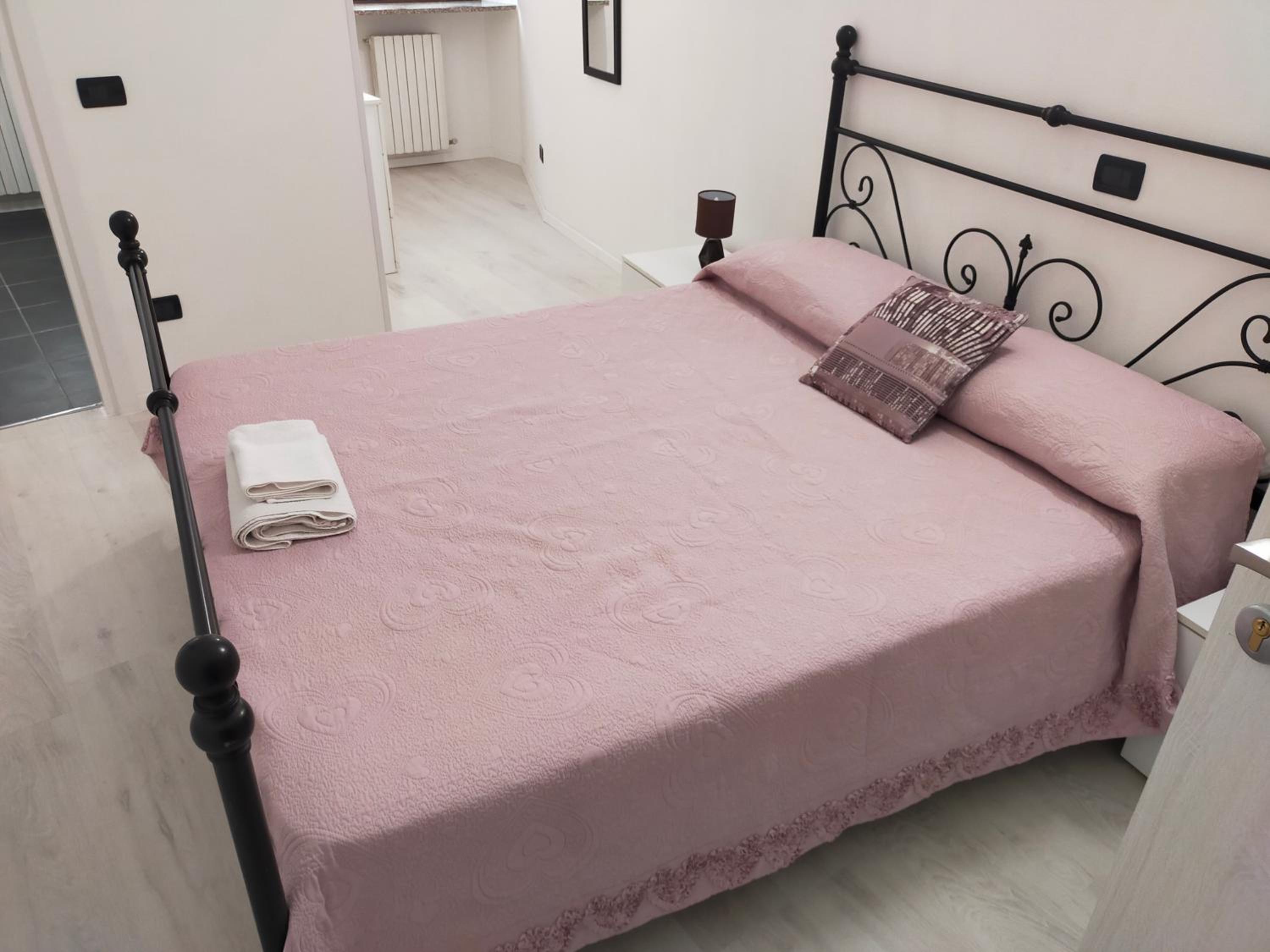 Budget Double Or Twin Room photo 2