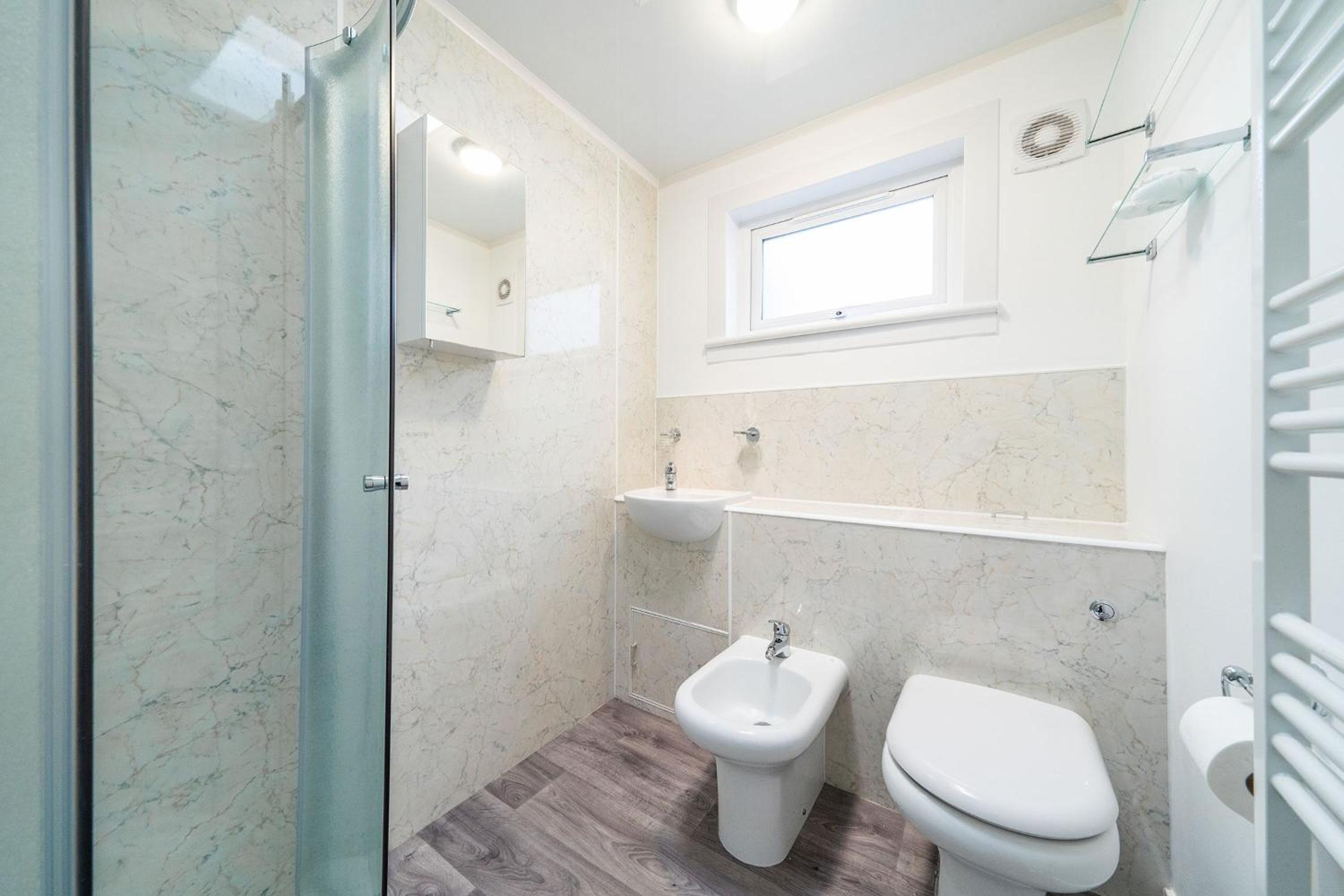 Four-Bedroom House photo 2