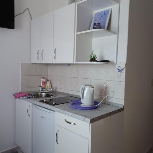 Studio Apartment with Sea View photo 1