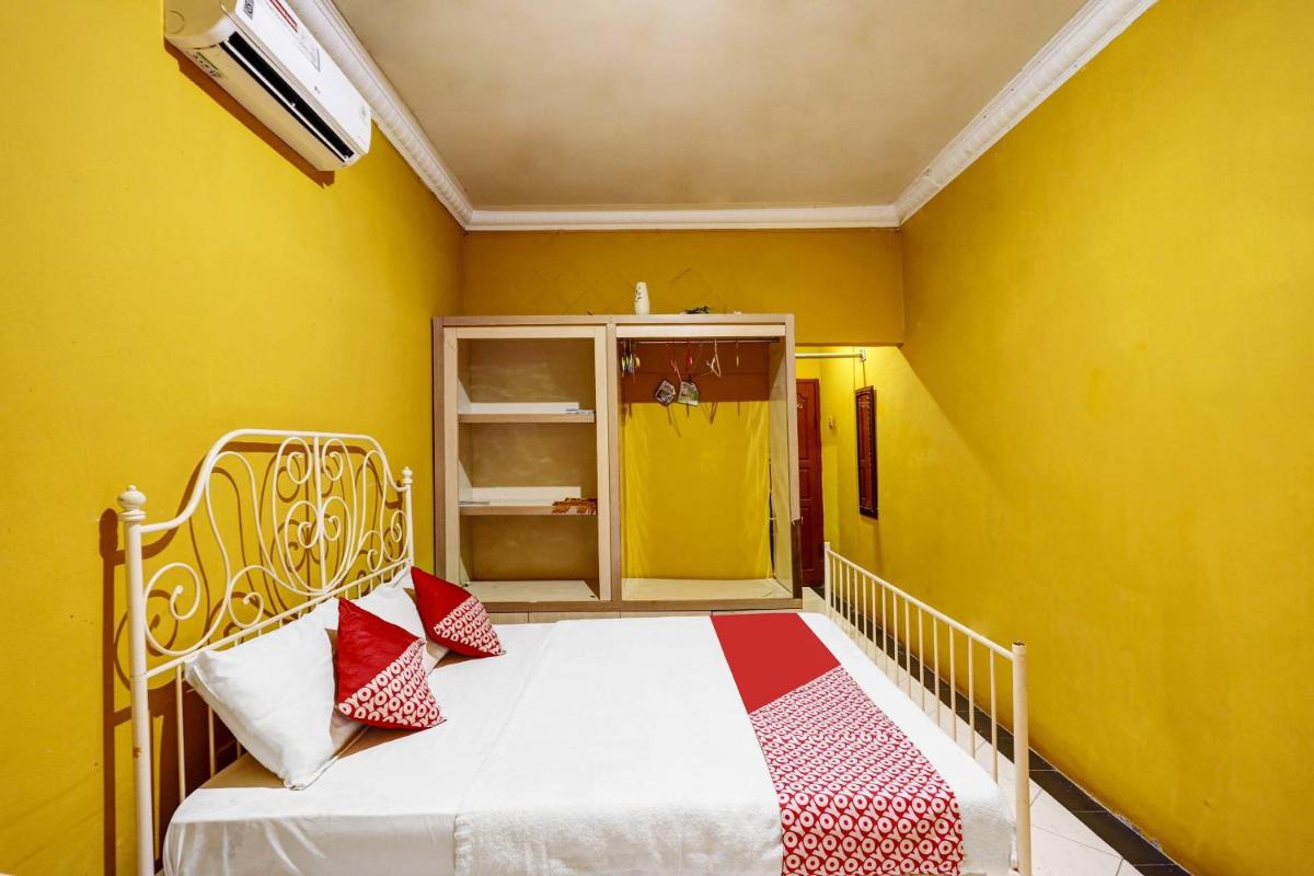 Budget Double Room photo 2