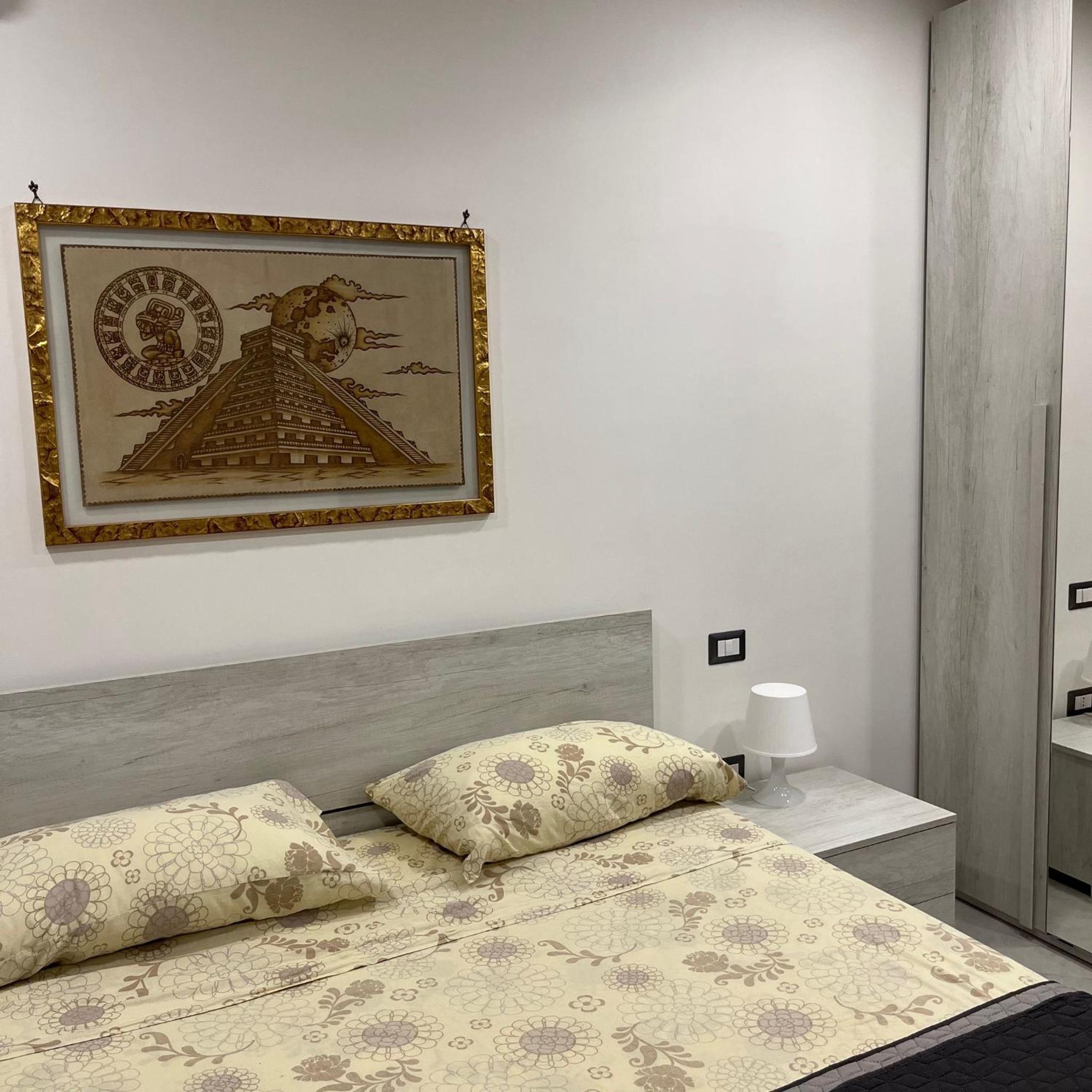 Deluxe Room (2 Adults + 1 Child)