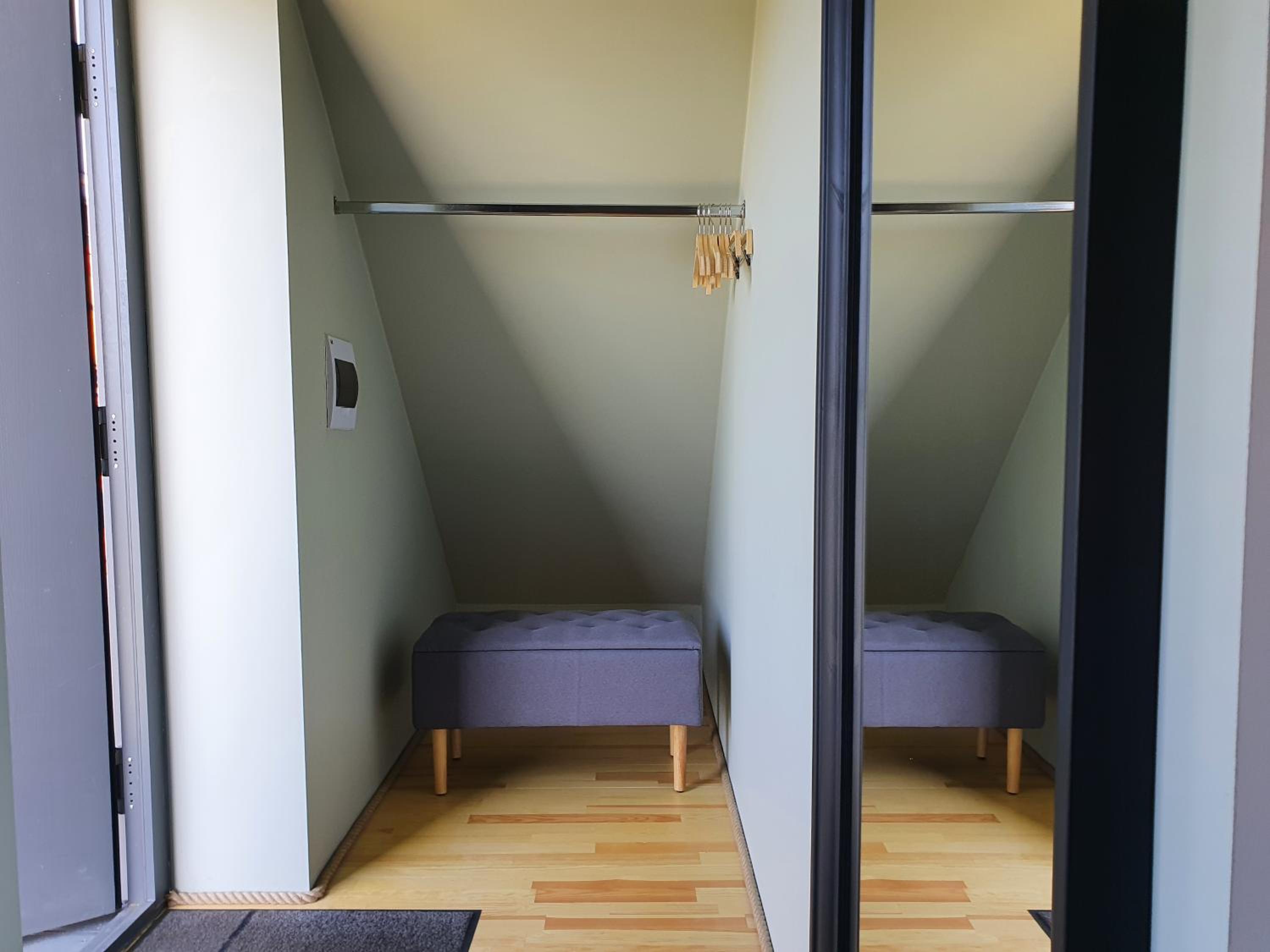 Studio Apartment - Photo 14