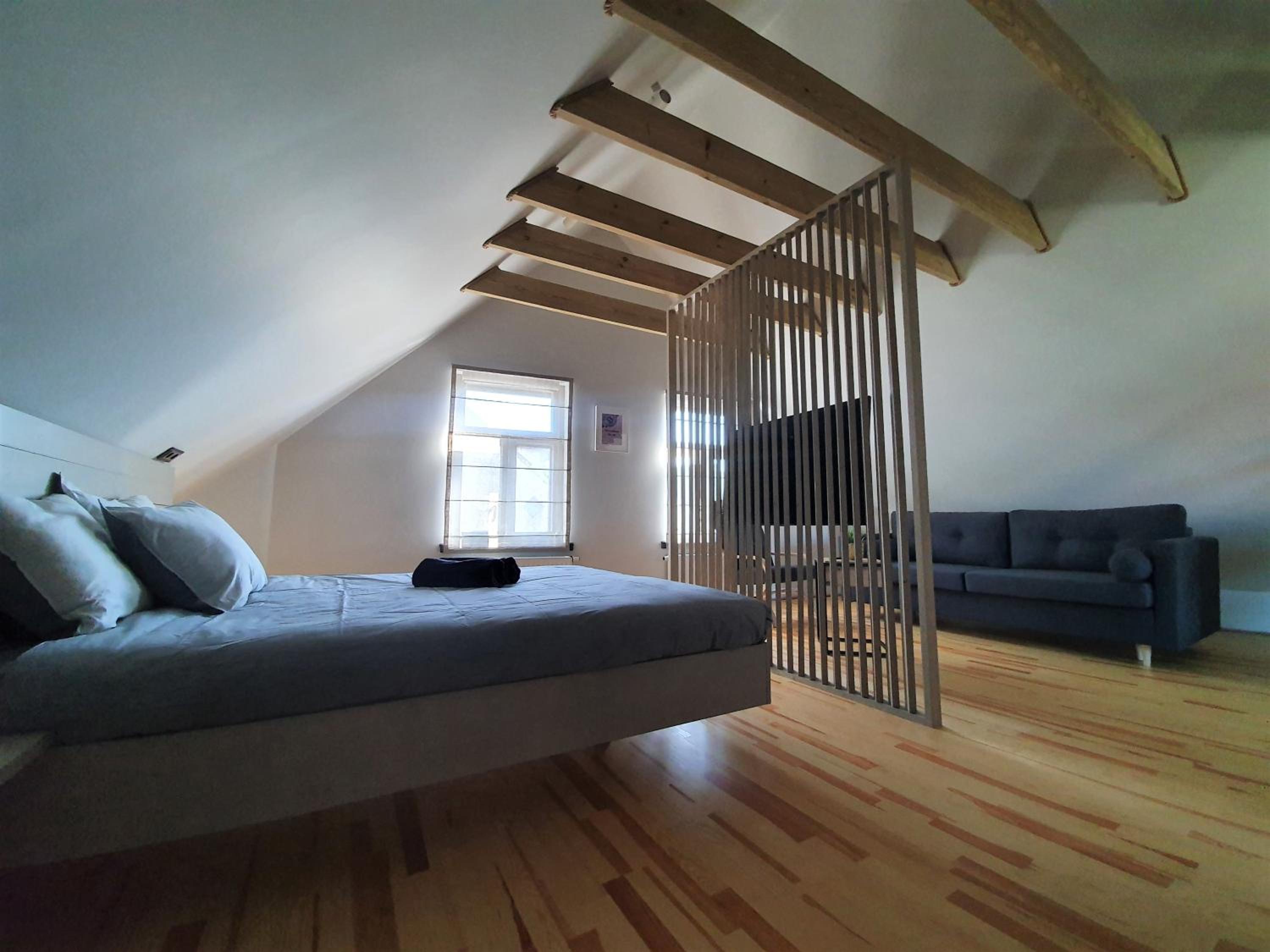 Studio Apartment - Photo 5