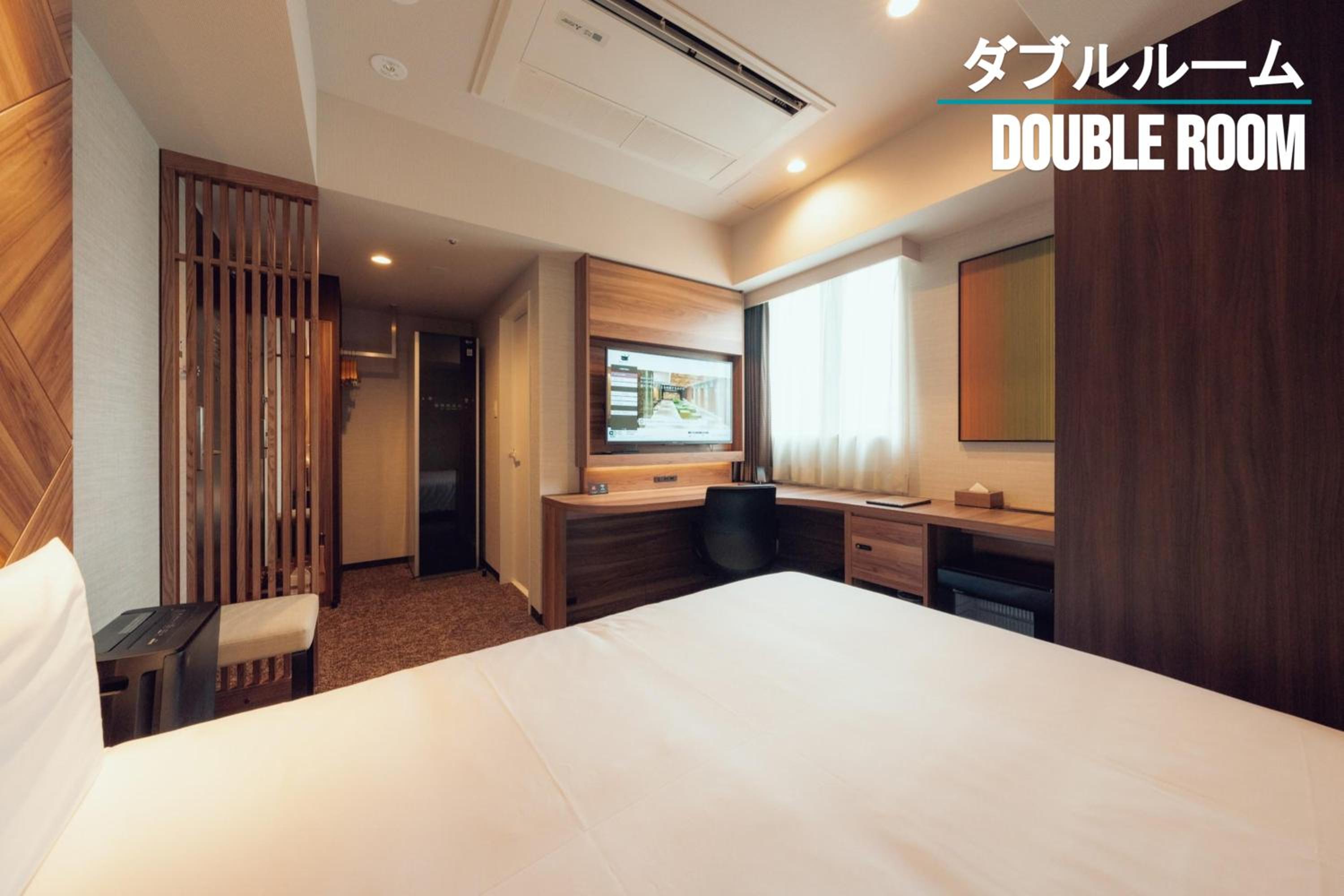 Standard Double Room - Photo 9