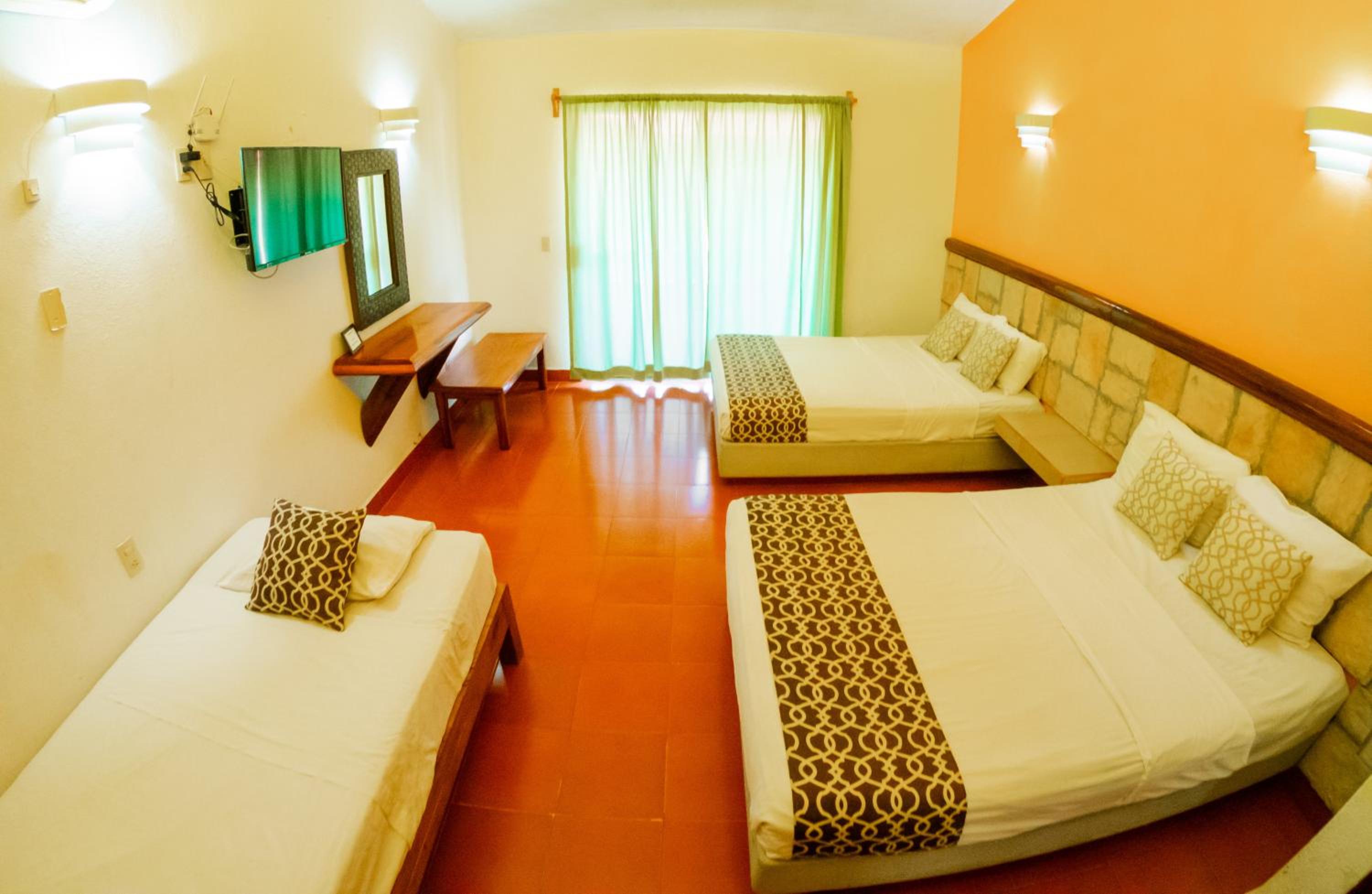 Family Room photo 2
