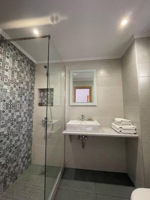 One-Bedroom Apartment - Photo 10