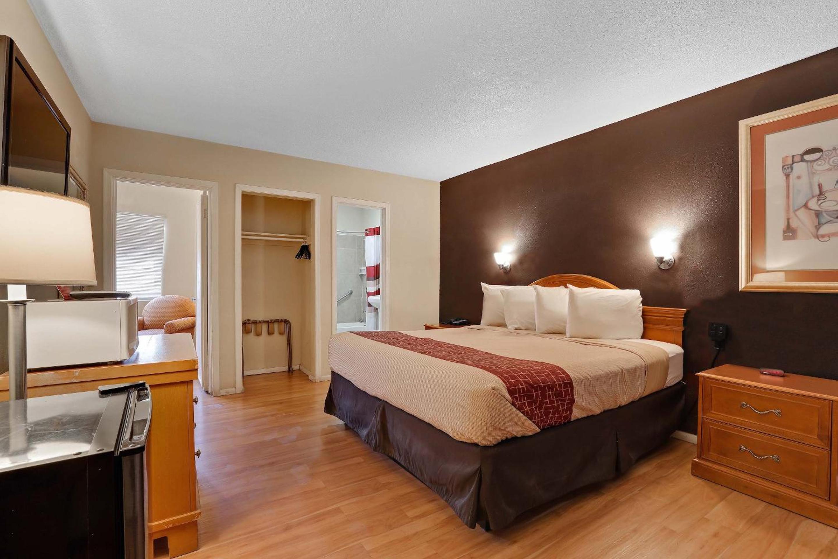 Suite King Room Non-Smoking photo 1