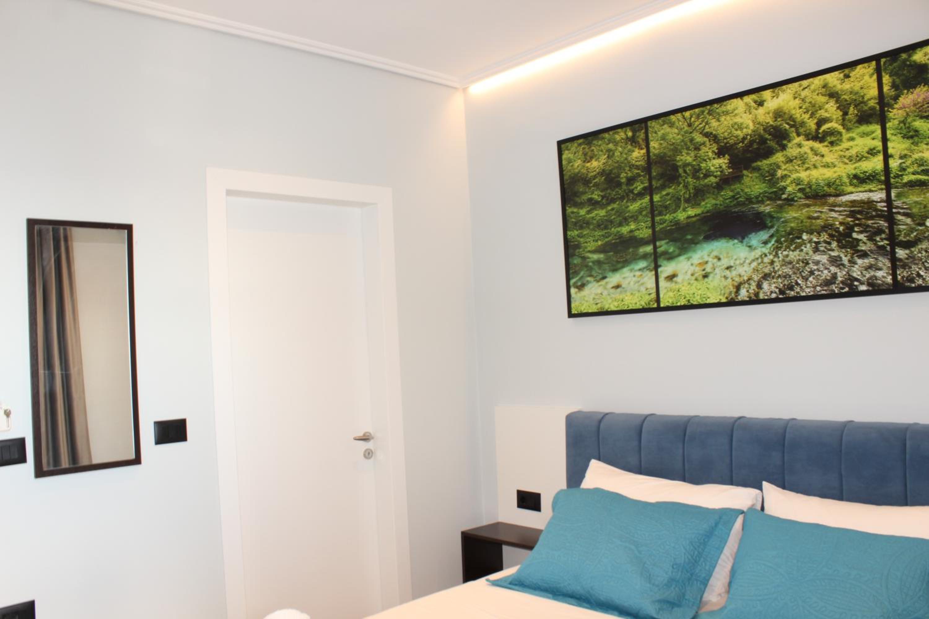Deluxe Double Room with Balcony and Sea View photo 1