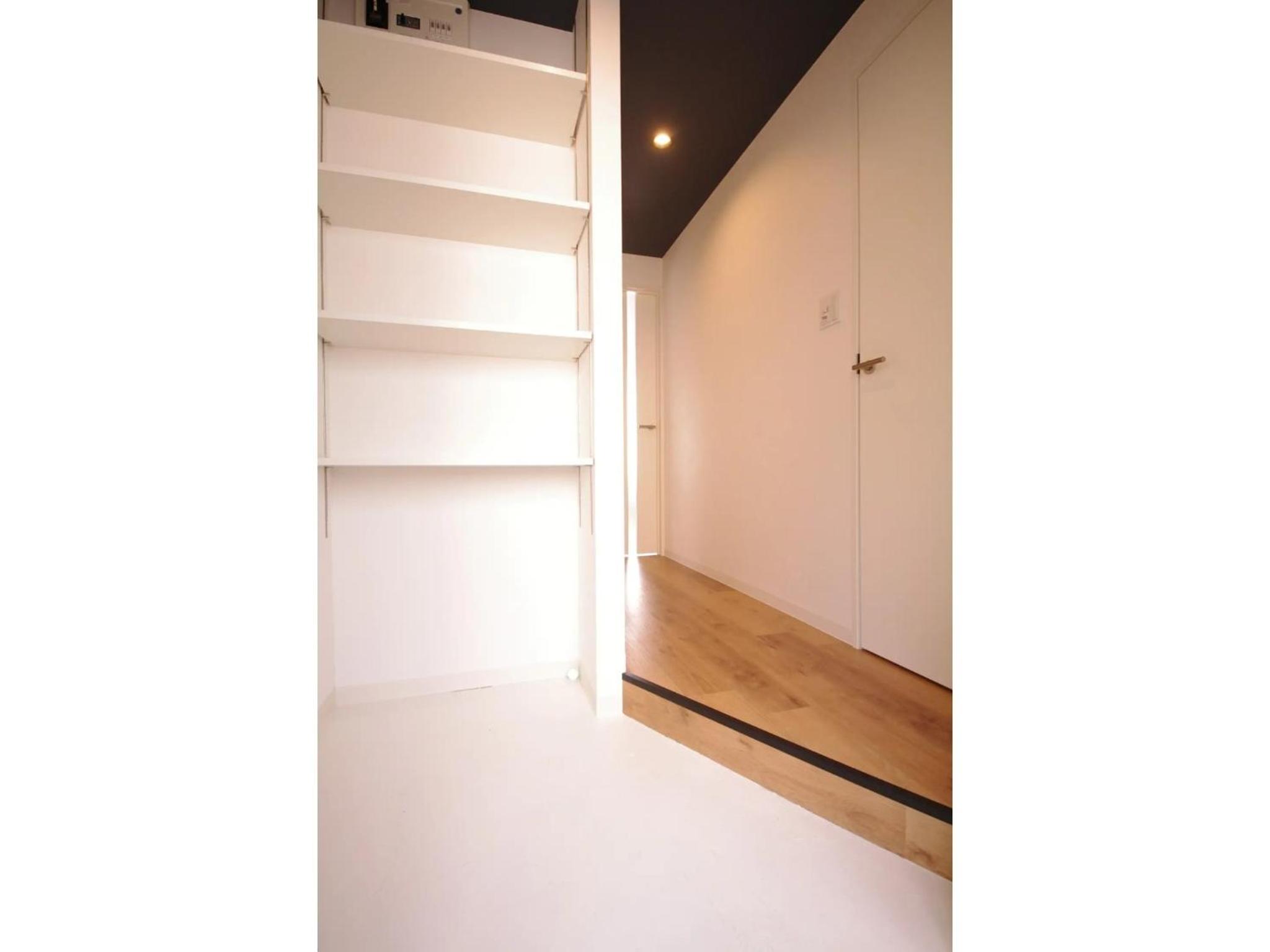 Apartment - Photo 3