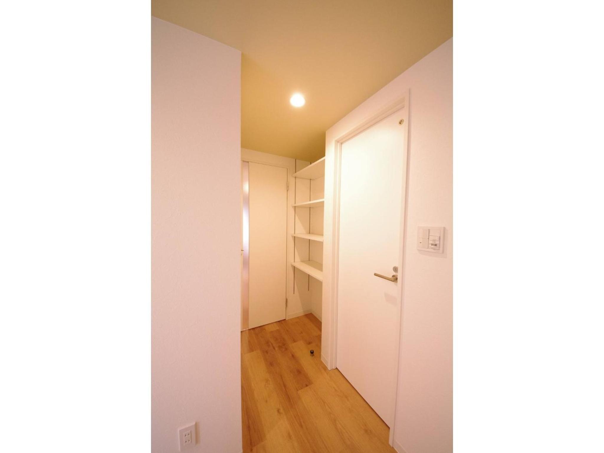 Apartment - Photo 8