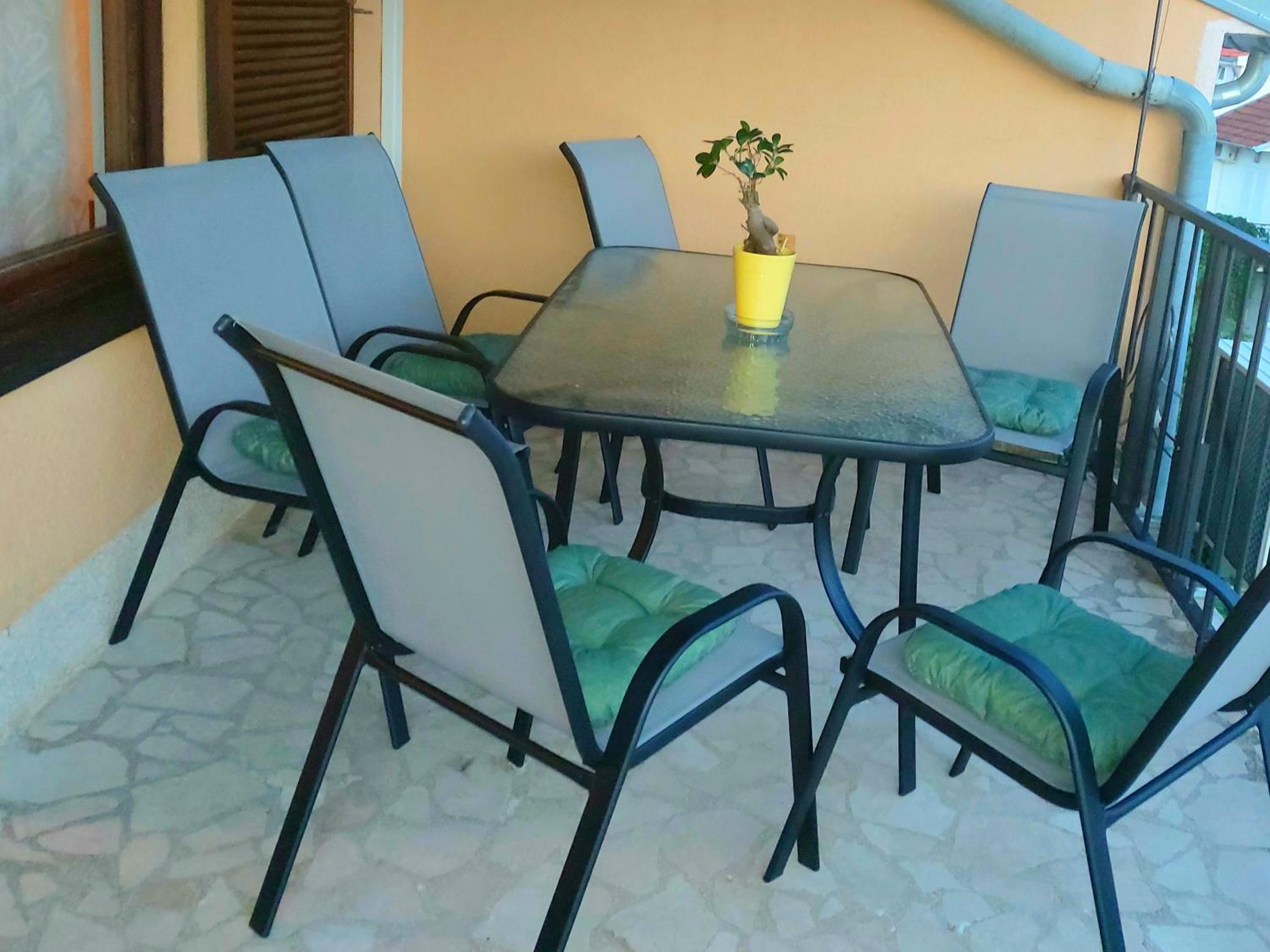 Apartment with Garden View - Photo 12