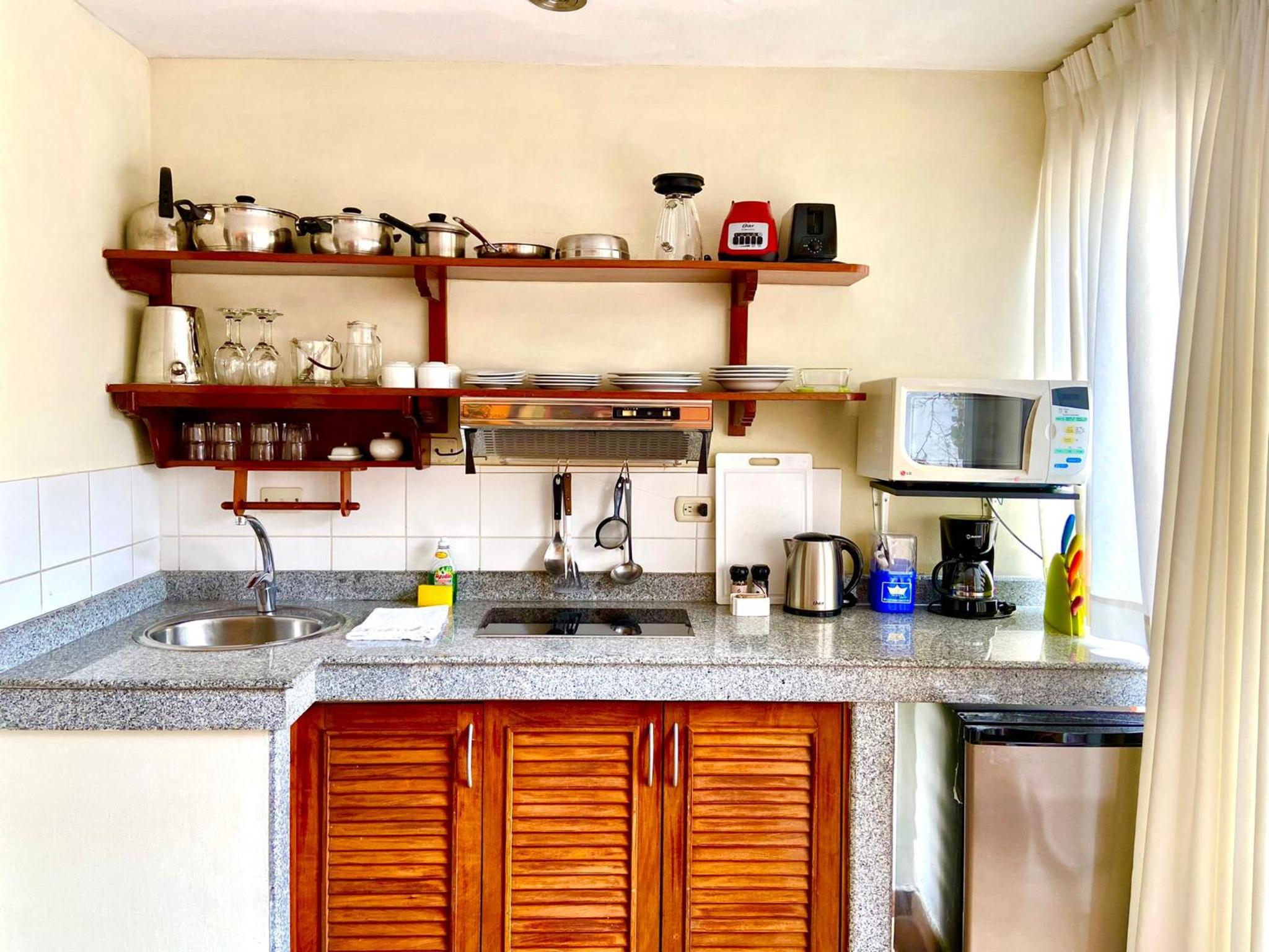 One-Bedroom Apartment - Photo 6