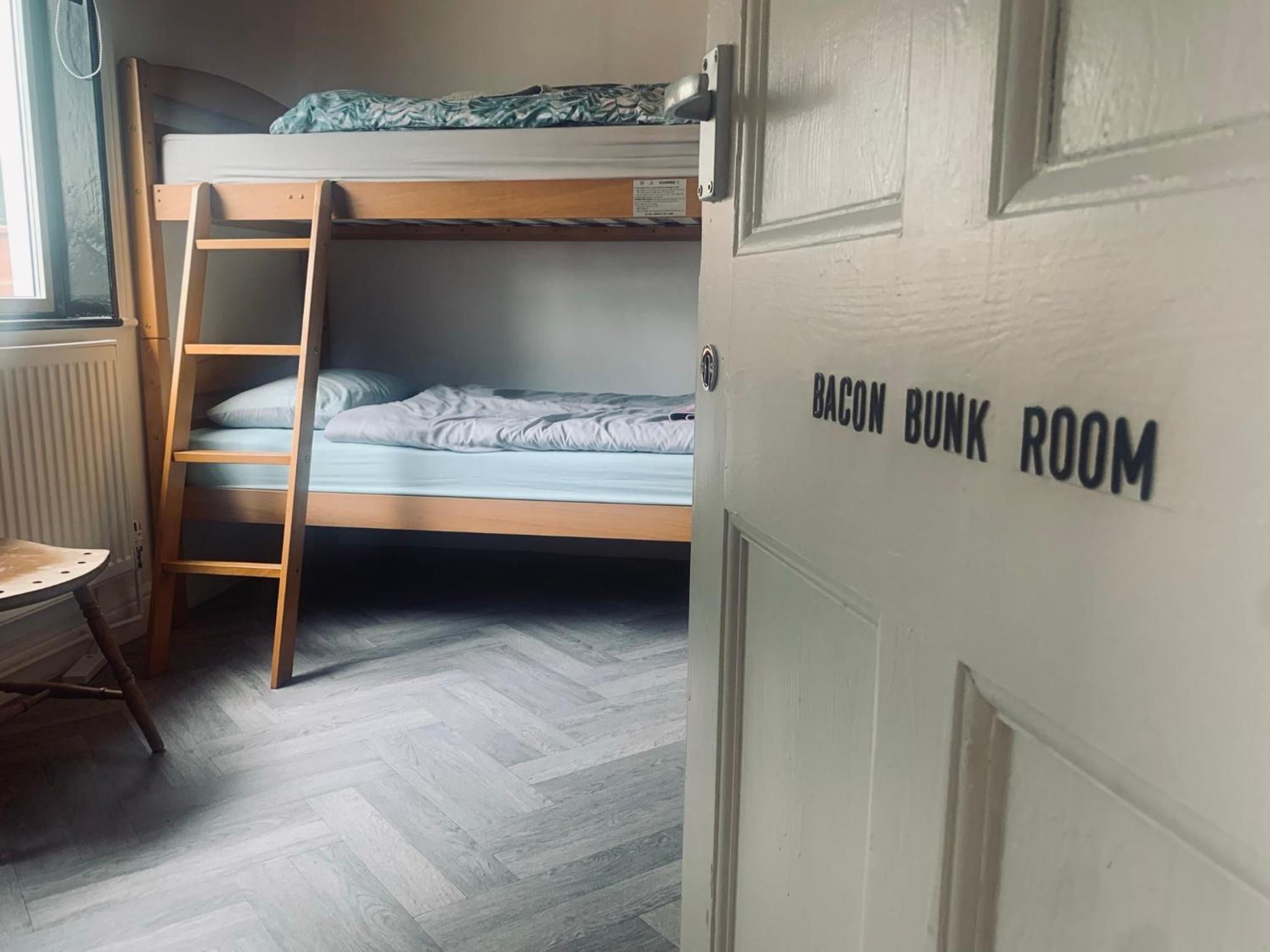 Bed in 4-Bed Dormitory Room photo 2