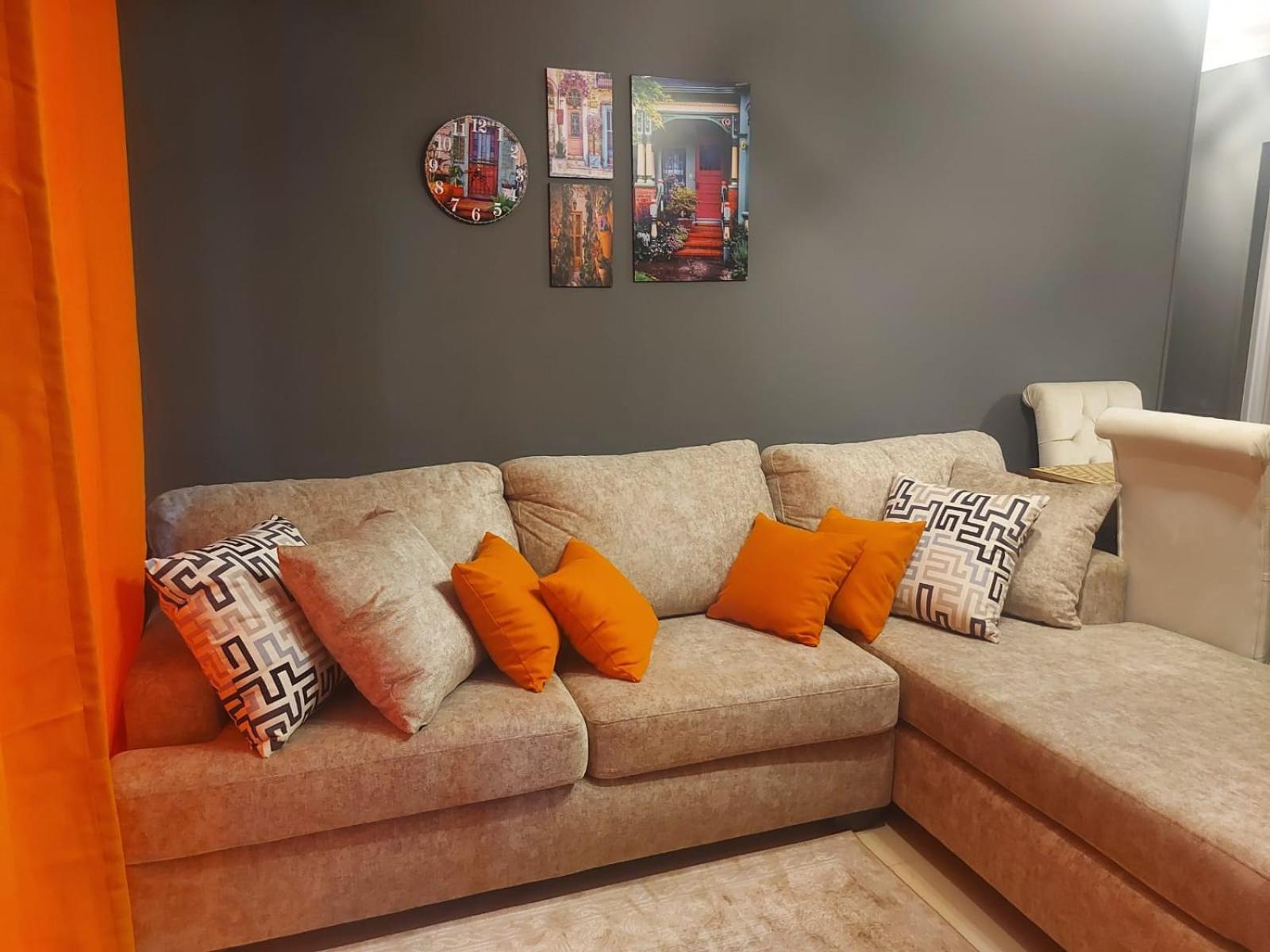 Two-Bedroom Apartment - Photo 1
