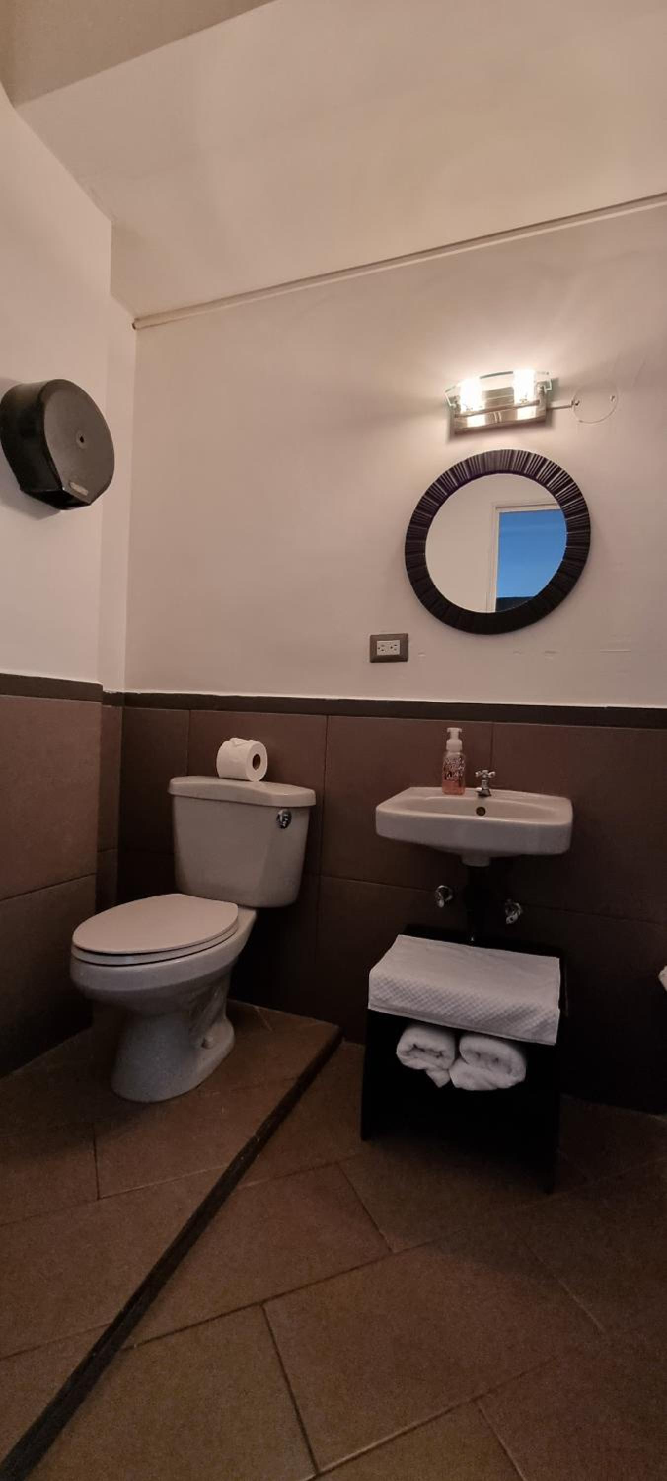 Deluxe King Suite photo 2