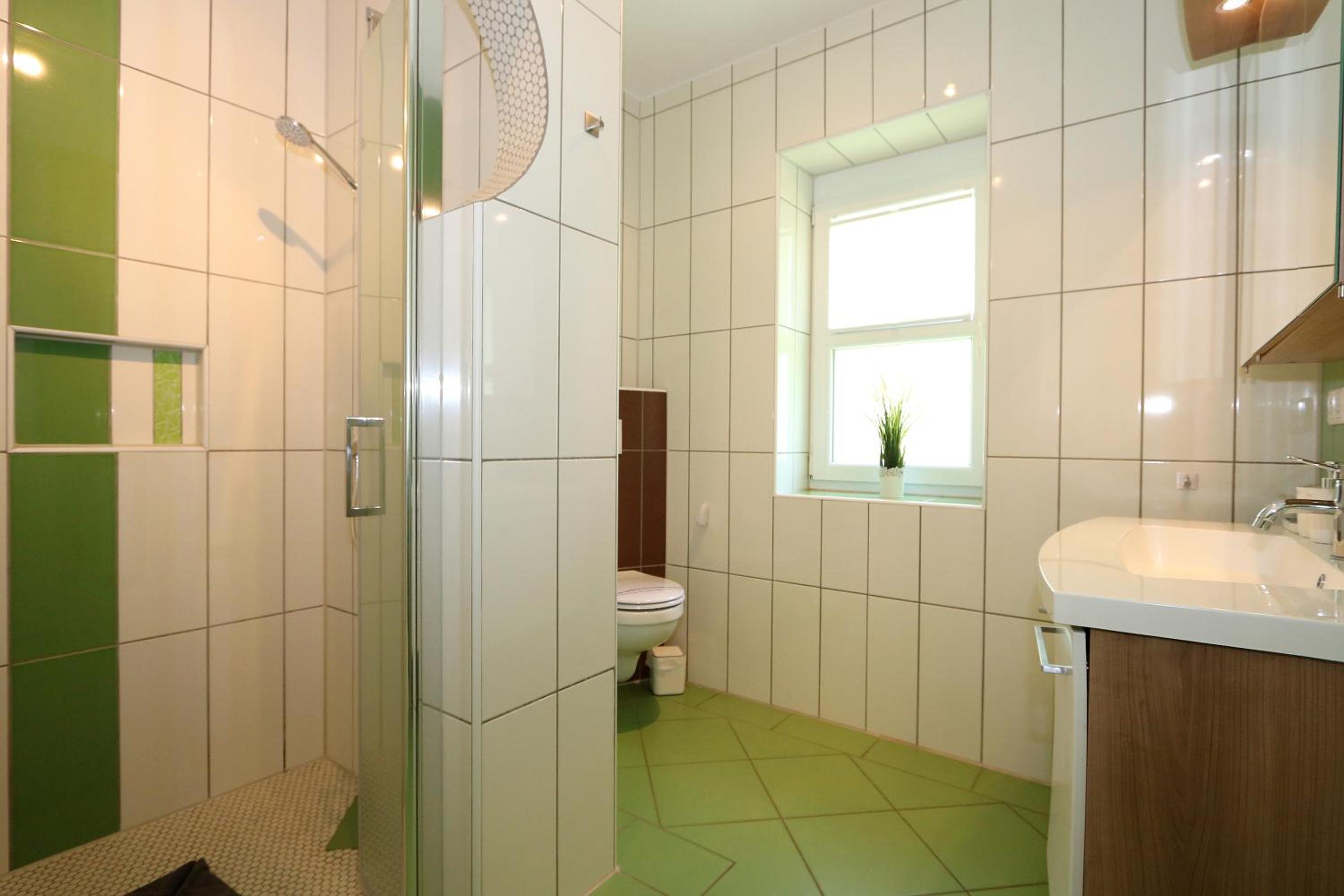 Apartment with Terrace - 1 - Photo 5