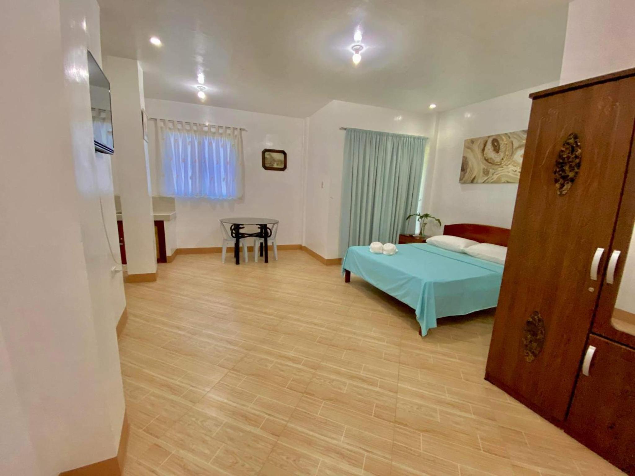 Deluxe Double Room - Photo 1