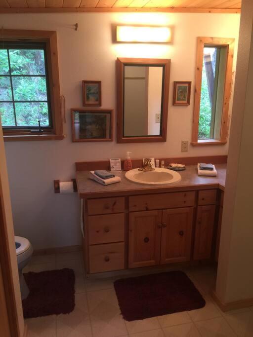 Four-Bedroom House photo 2