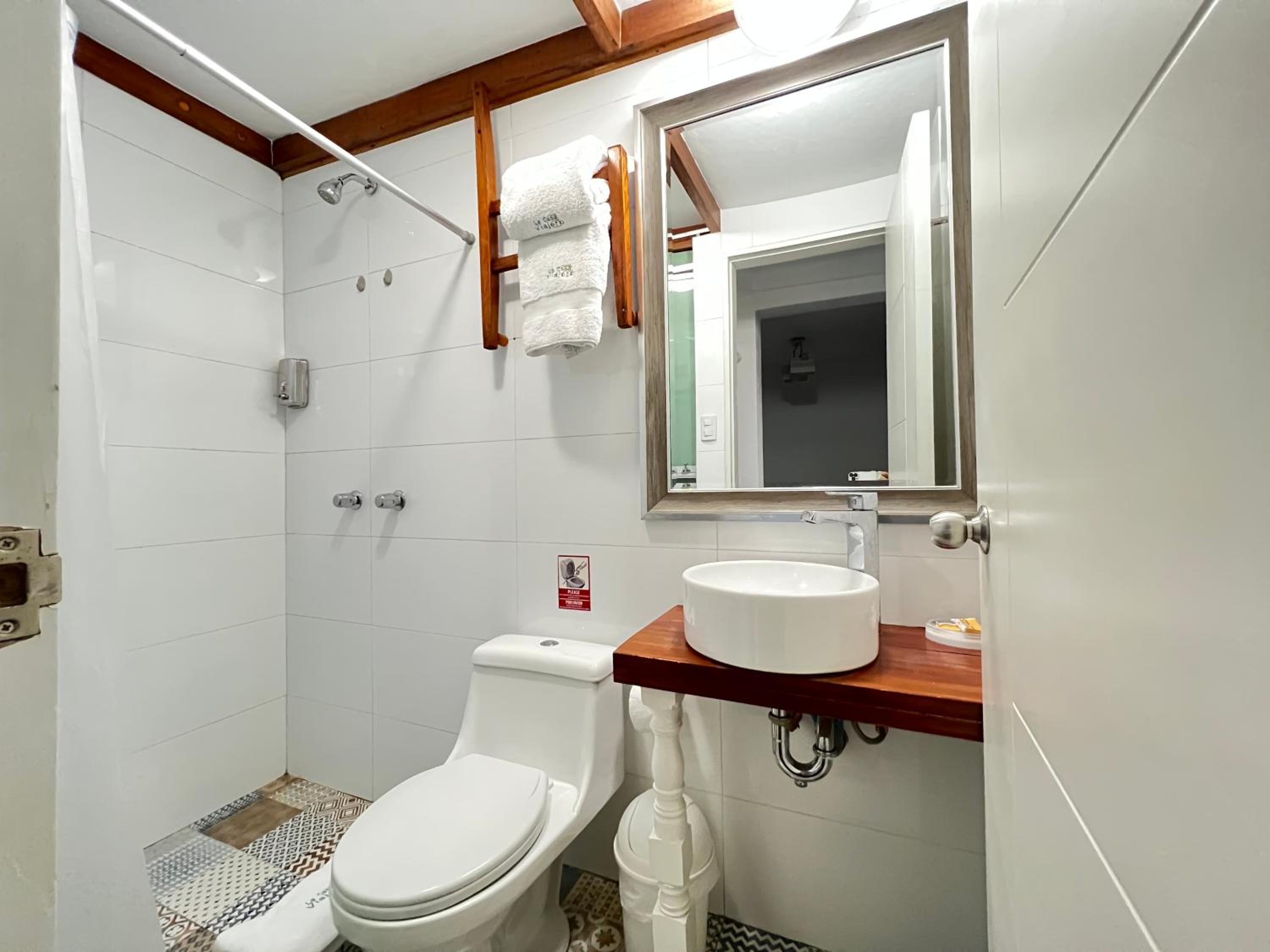 Economic Double Room with Private External Bathroom photo 3