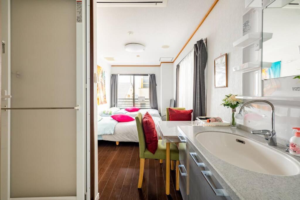Small Double or Twin Room - Photo 4