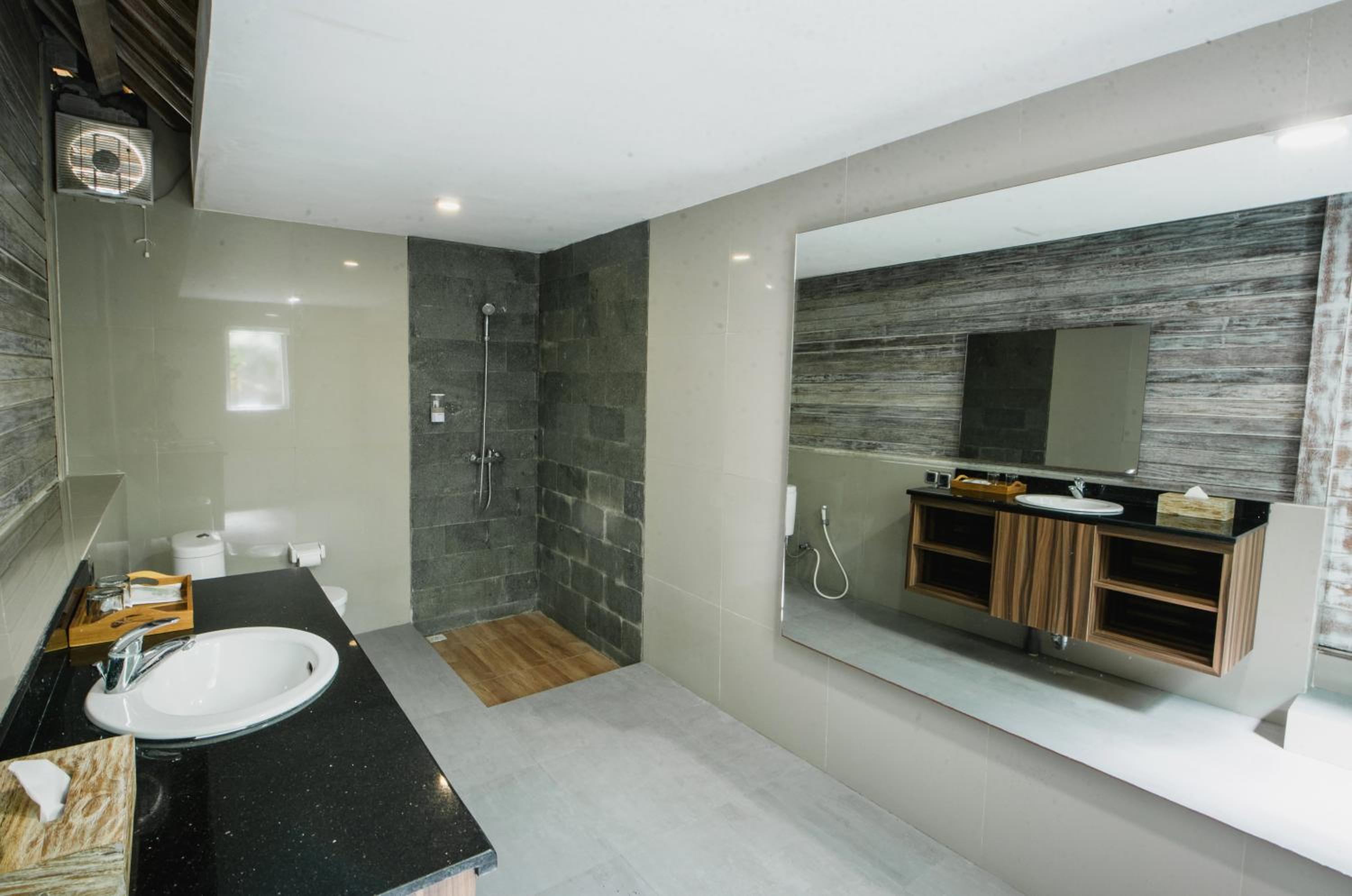 Bungalow with Sea View - Photo 44