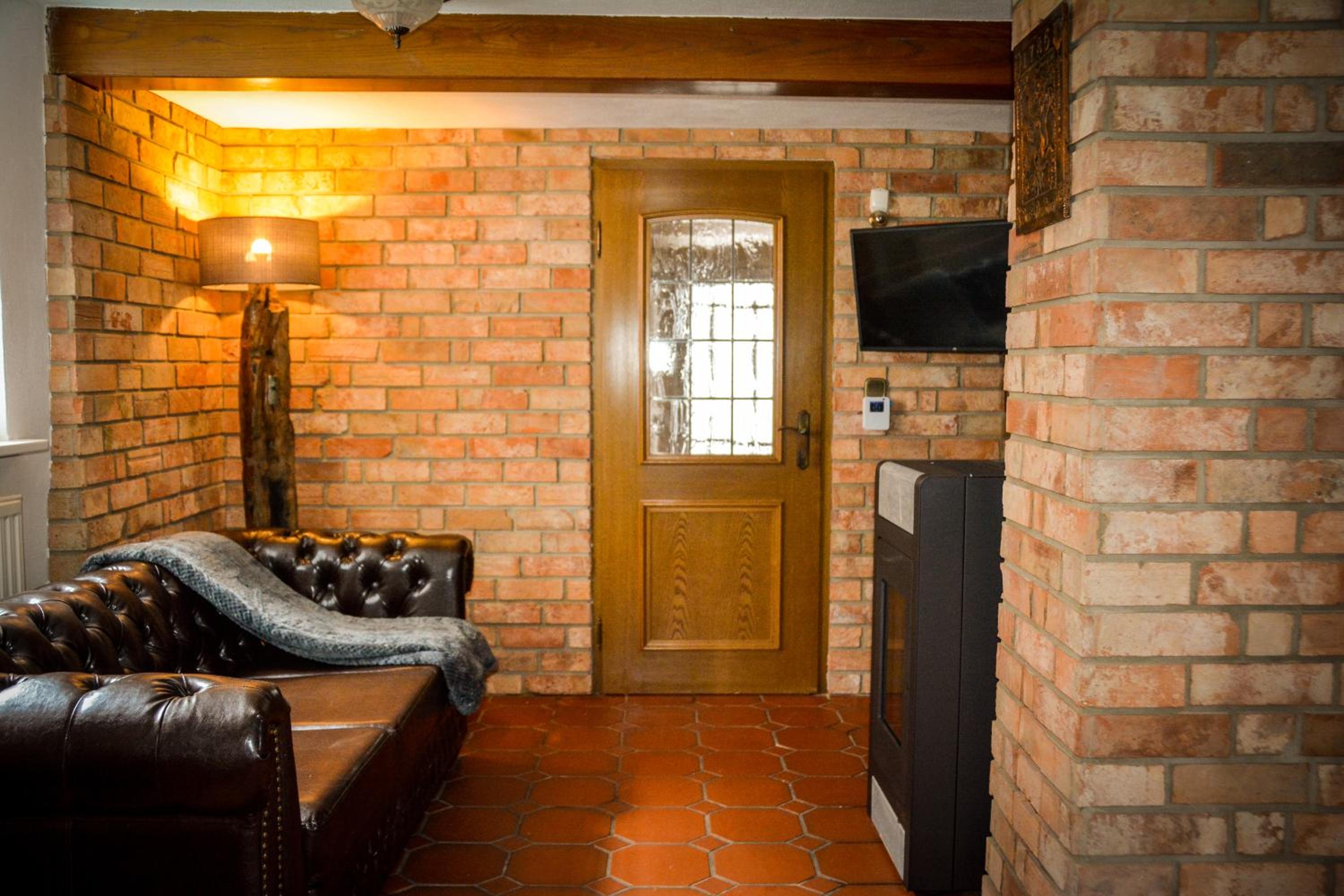 Three-Bedroom House photo 1