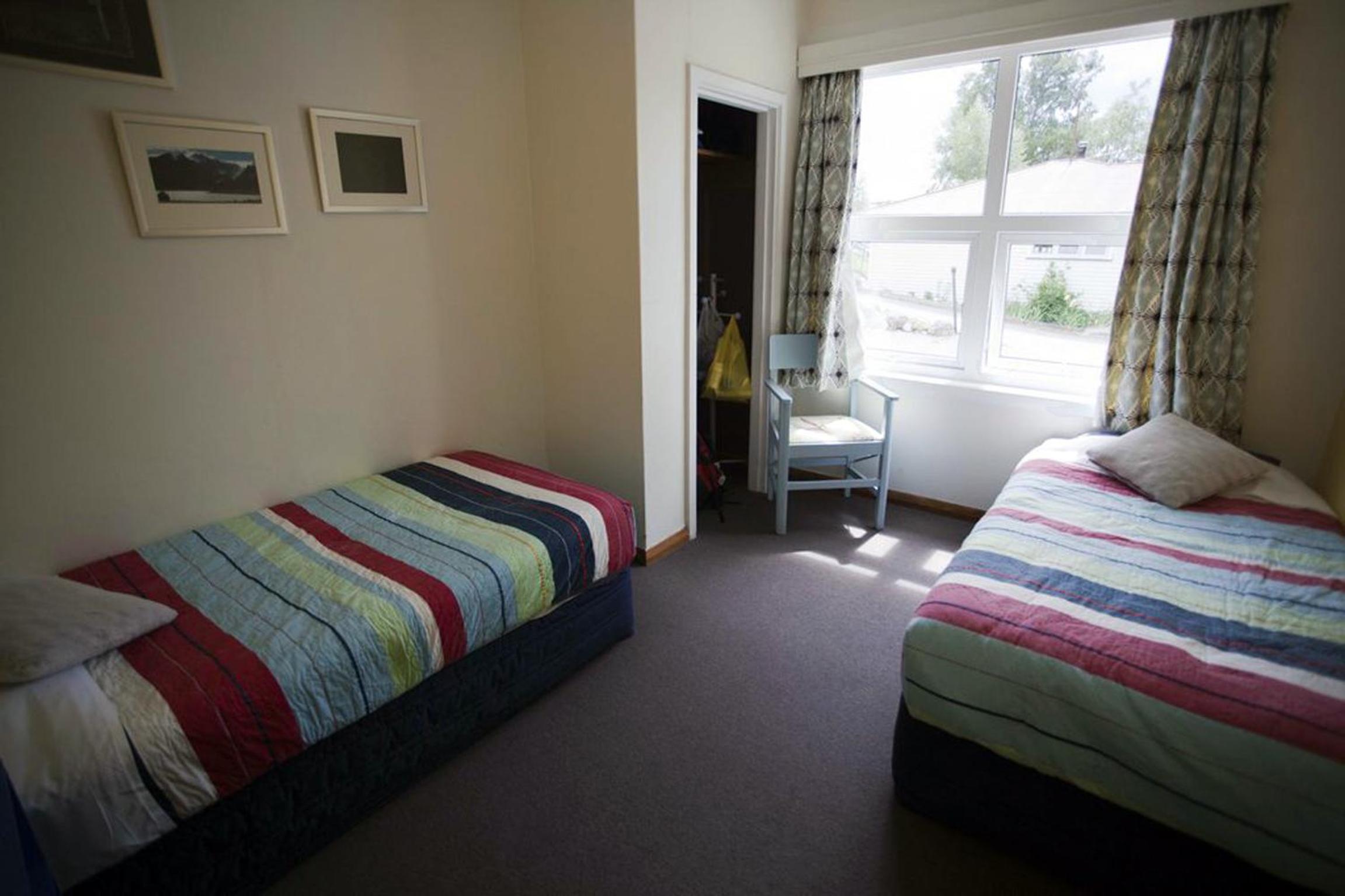Twin Room with Shared Bathroom photo 1