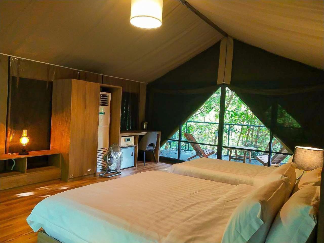 Safari Tent (3 pax) photo 2