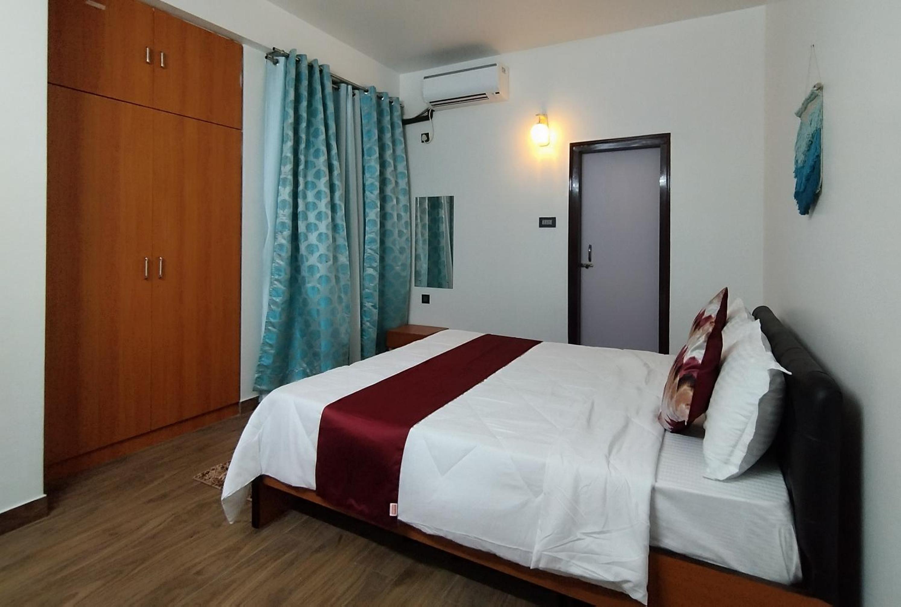 Double Room - Photo 4