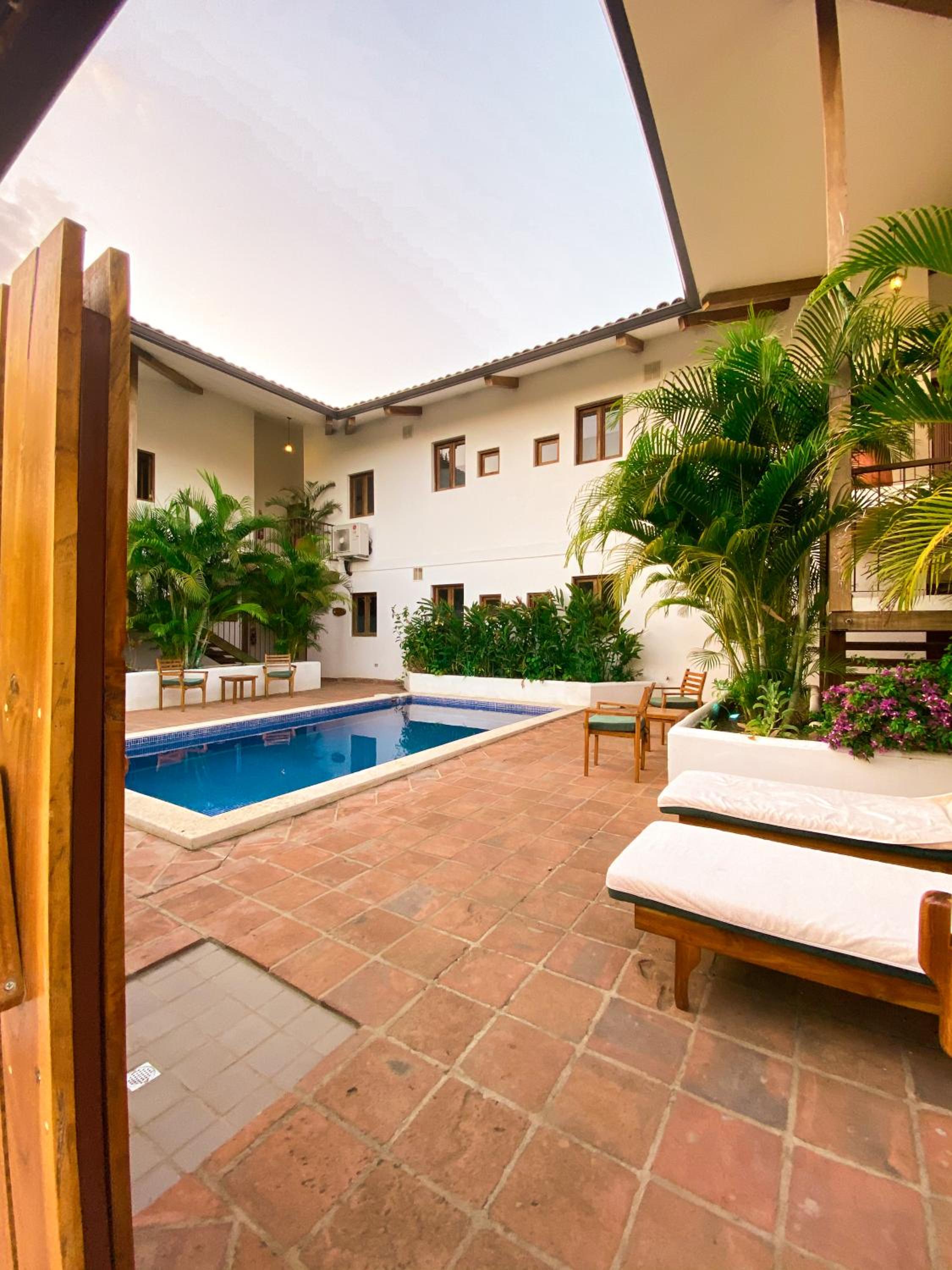 Apartment with Pool View  photo 3