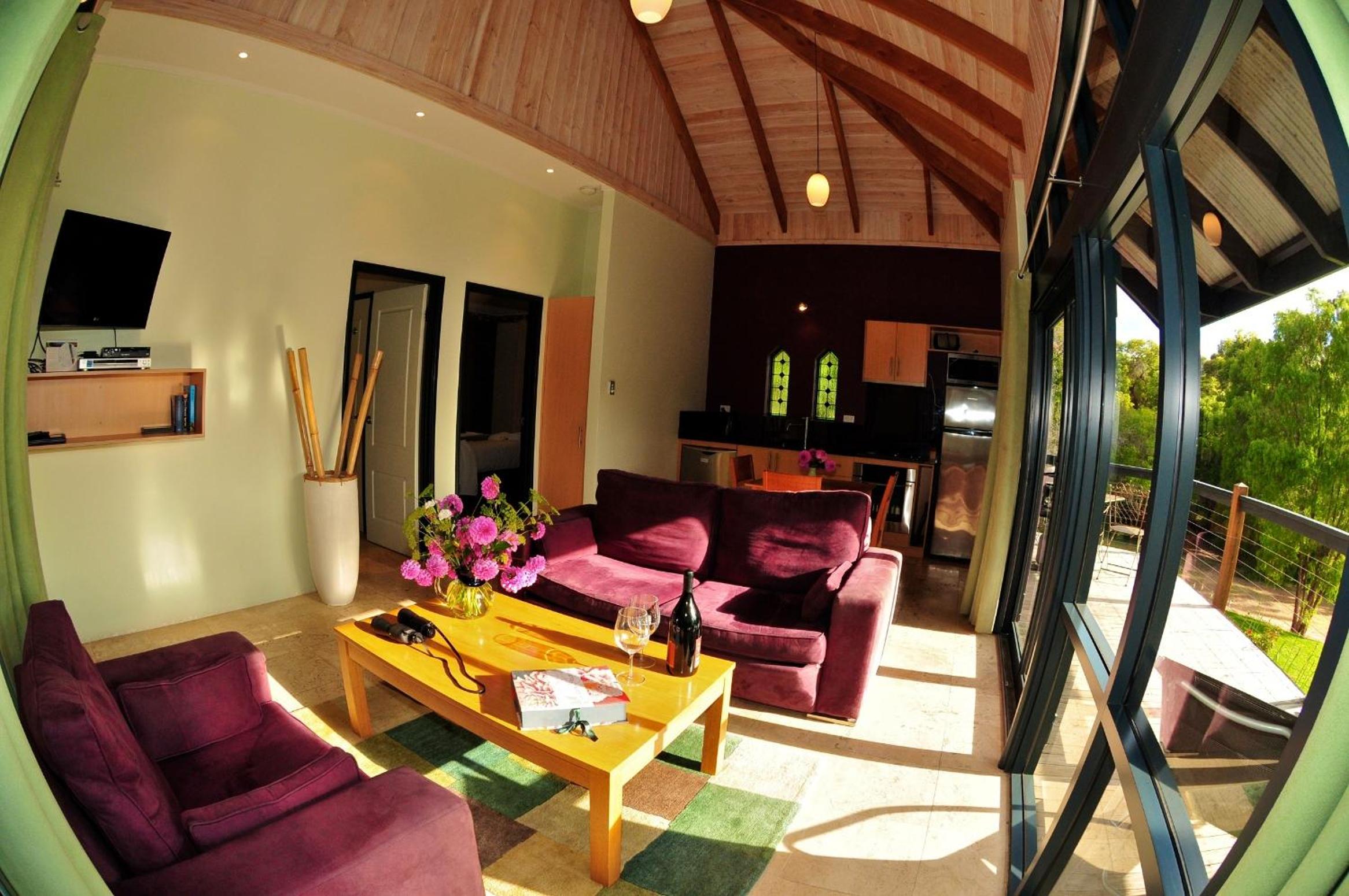 Superior Chalet with Bath photo 2