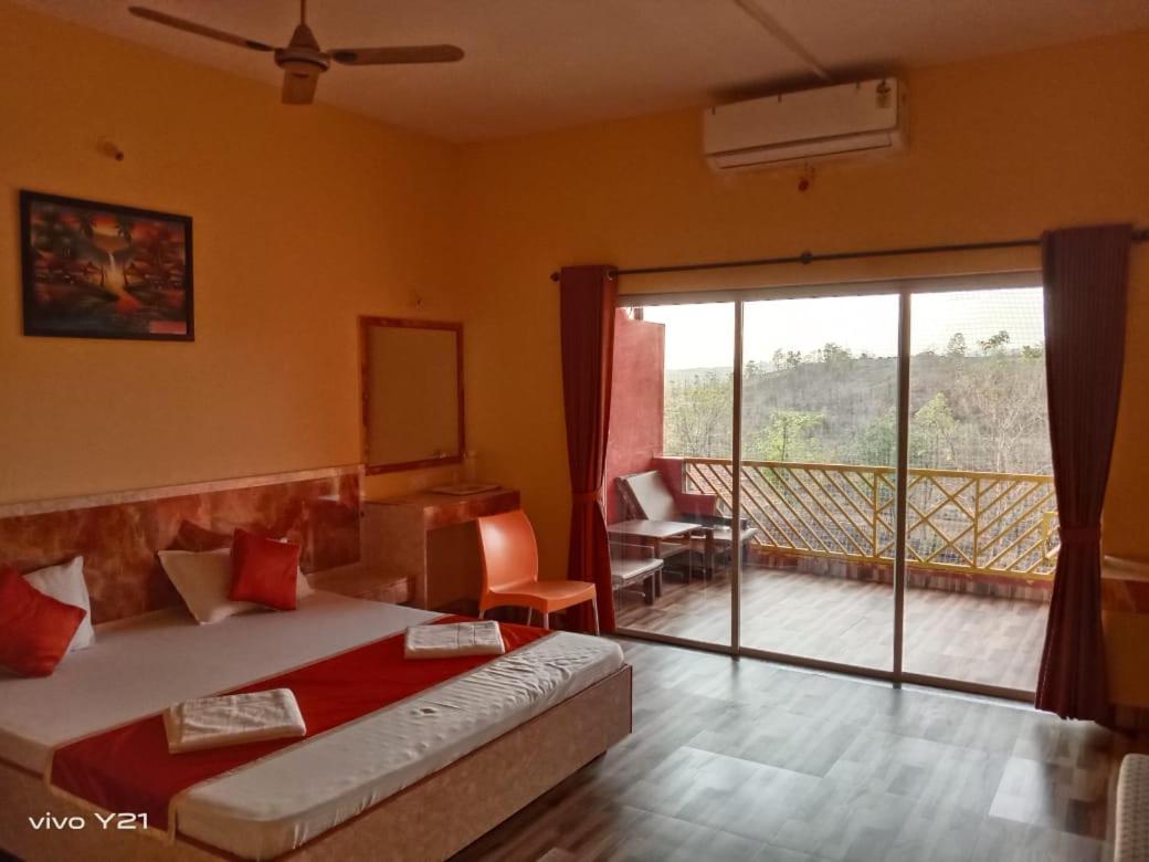Suite with Mountain View photo 1