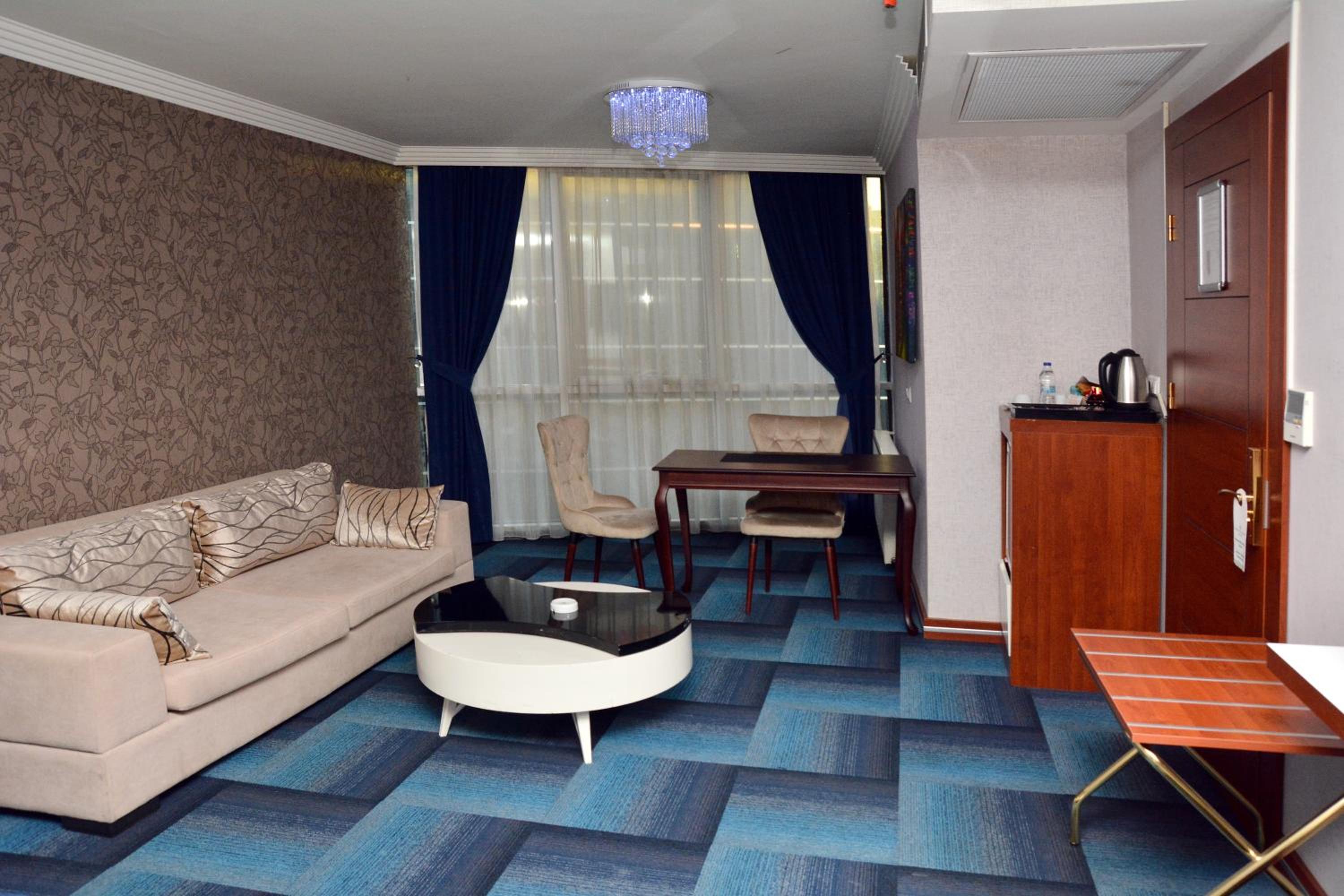 Junior Suite